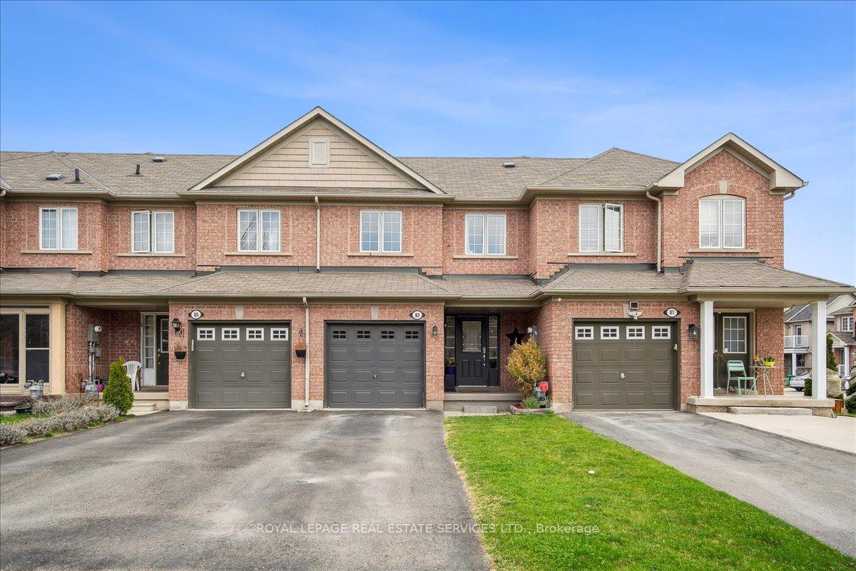 Photo 7 of 83 Crystal Glen Crescent, Brampton, Credit Valley — HOMEH