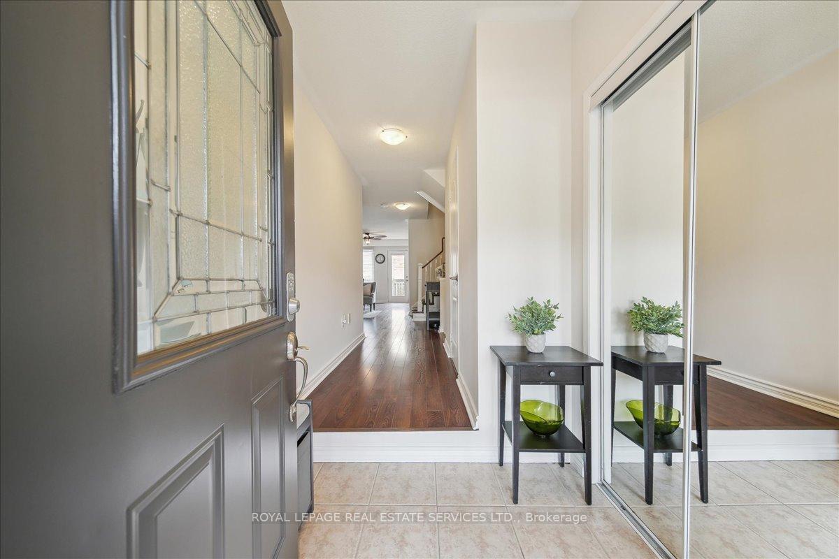 Photo 2 of 83 Crystal Glen Crescent, Brampton, Credit Valley — HOMEH