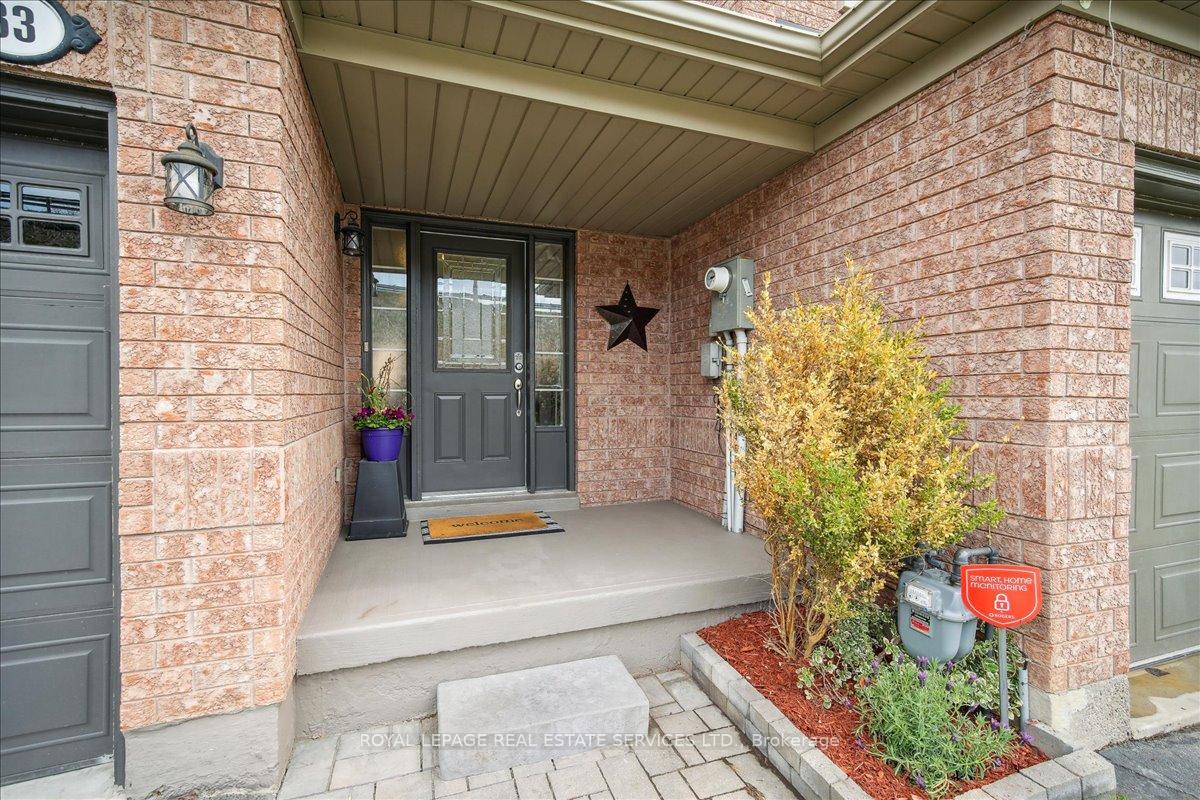 Photo 12 of 83 Crystal Glen Crescent, Brampton, Credit Valley — HOMEH