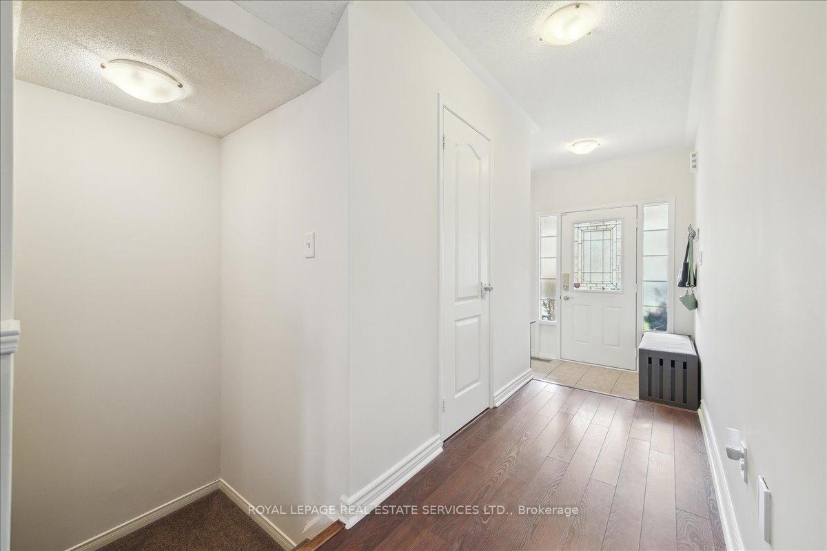 Photo 38 of 83 Crystal Glen Crescent, Brampton, Credit Valley — HOMEH