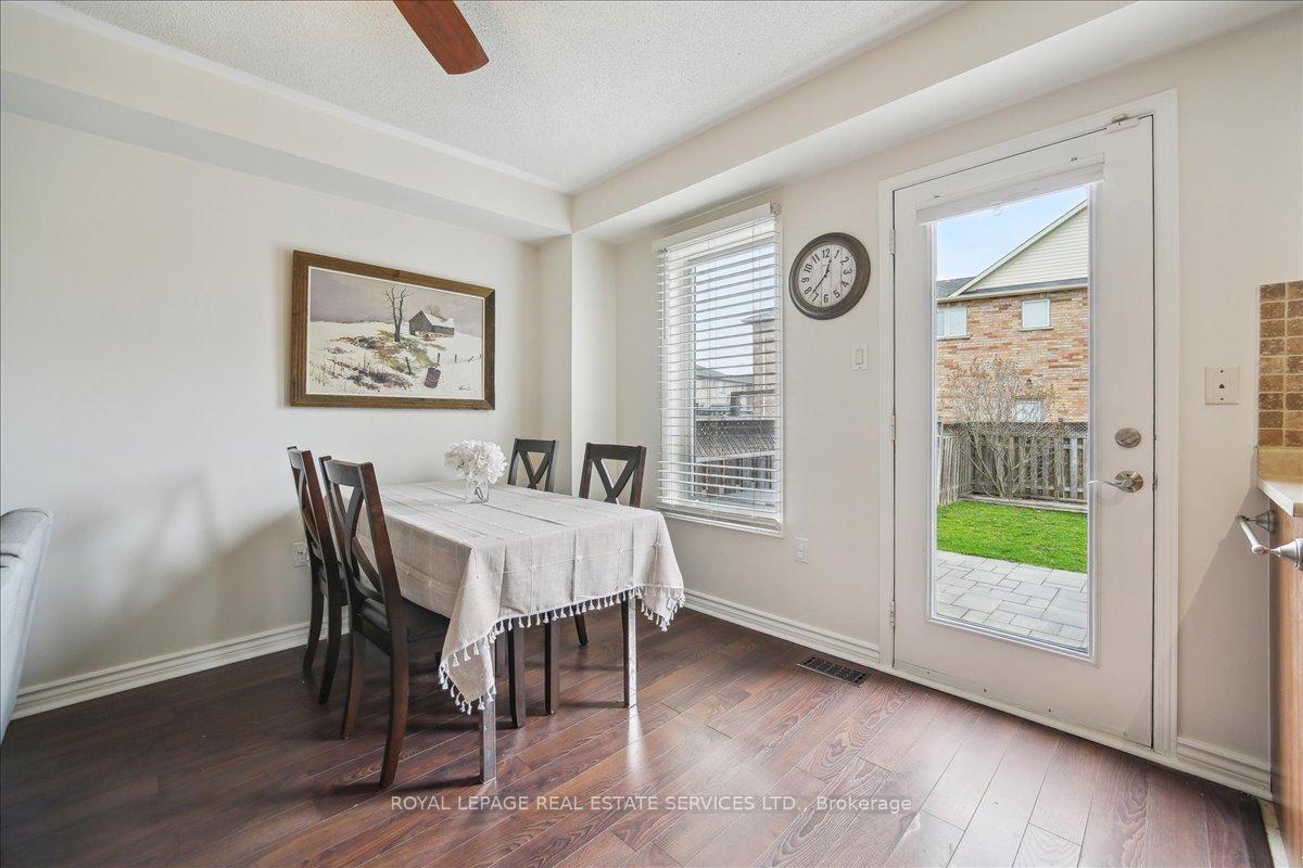 Photo 8 of 83 Crystal Glen Crescent, Brampton, Credit Valley — HOMEH