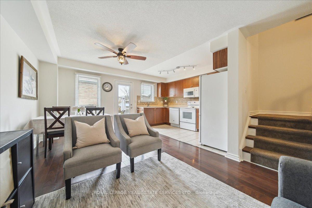 Photo 10 of 83 Crystal Glen Crescent, Brampton, Credit Valley — HOMEH