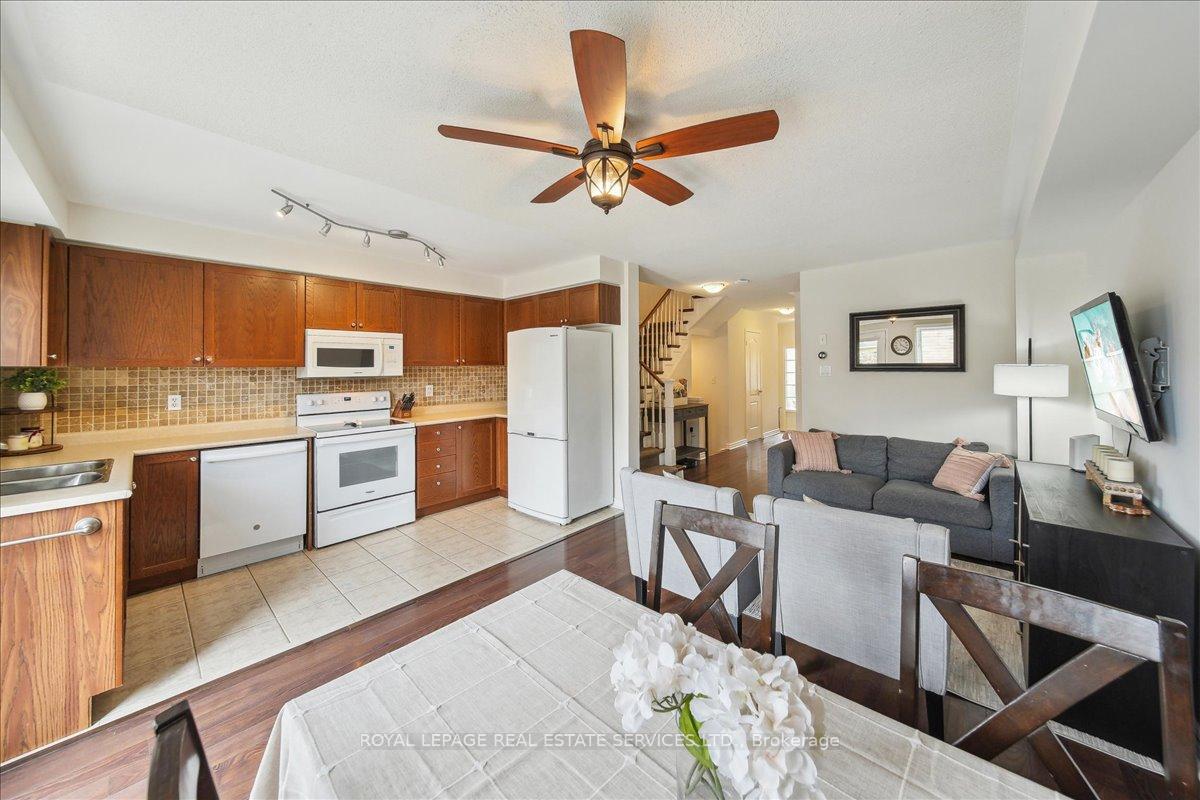 Photo 14 of 83 Crystal Glen Crescent, Brampton, Credit Valley — HOMEH