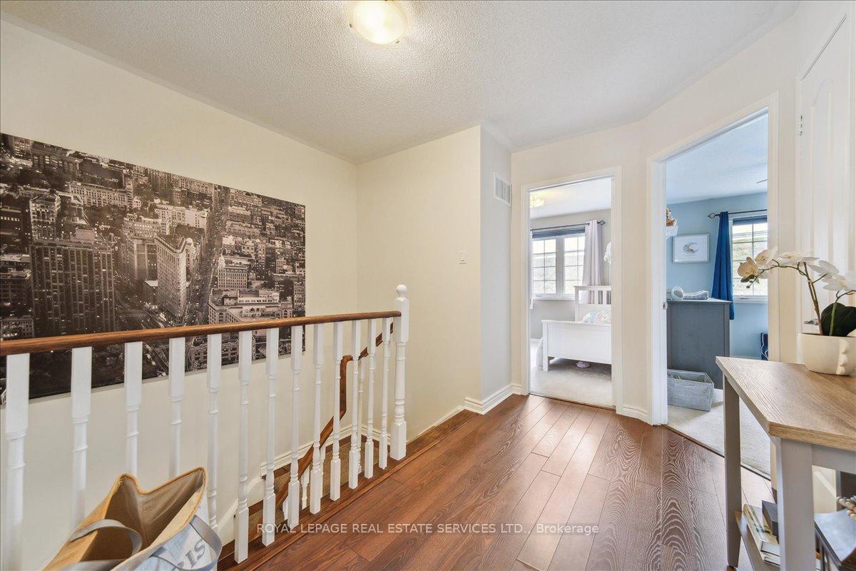 Photo 19 of 83 Crystal Glen Crescent, Brampton, Credit Valley — HOMEH