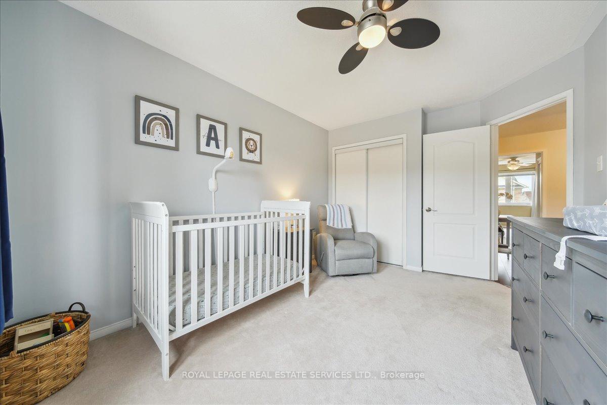 Photo 13 of 83 Crystal Glen Crescent, Brampton, Credit Valley — HOMEH