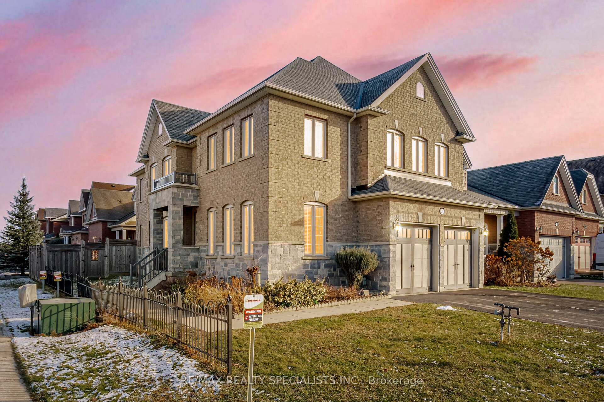 Front of 201 Eight Avenue
