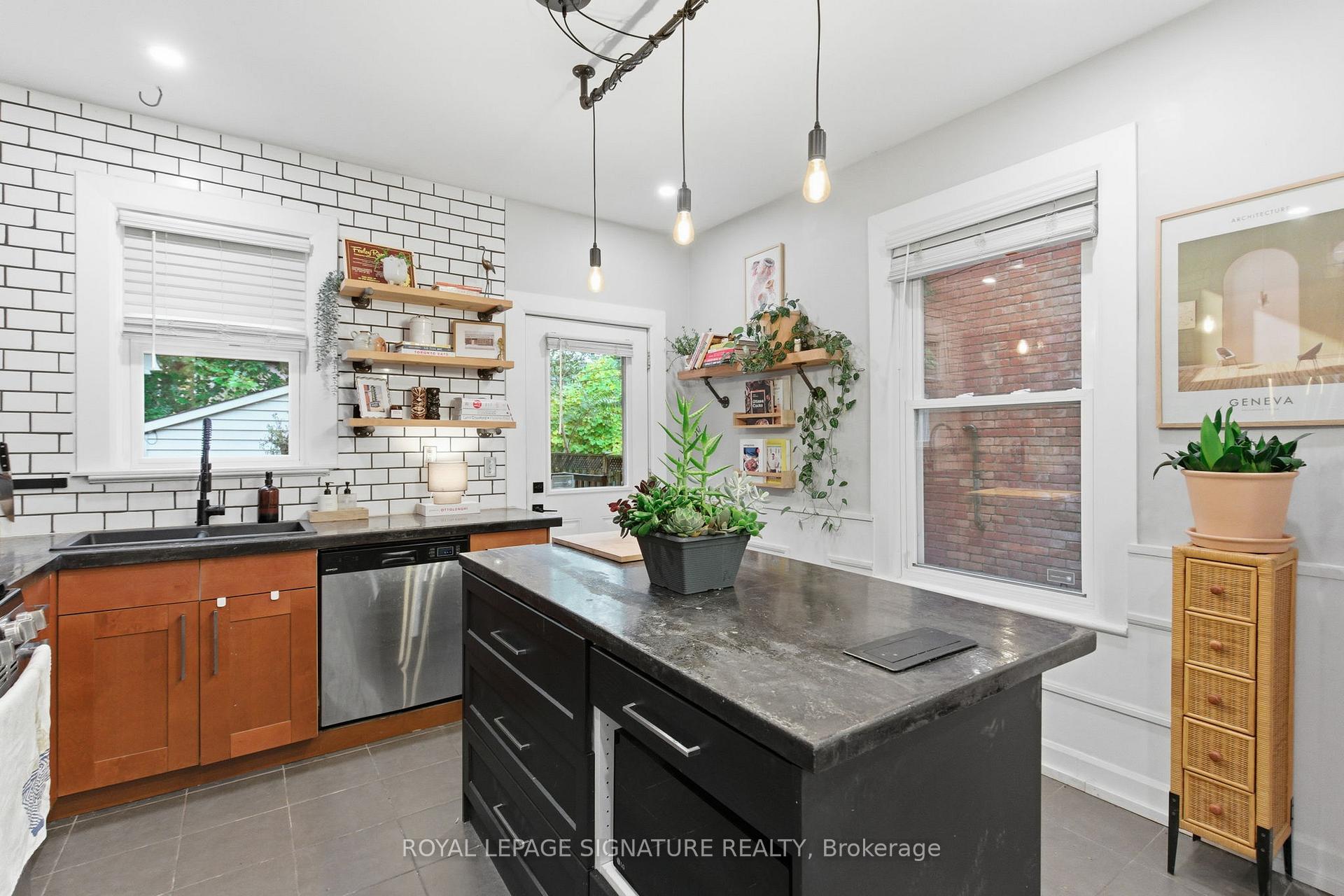 Photo 14 of 191 Burris Street, Hamilton, St. Clair — HOMEH
