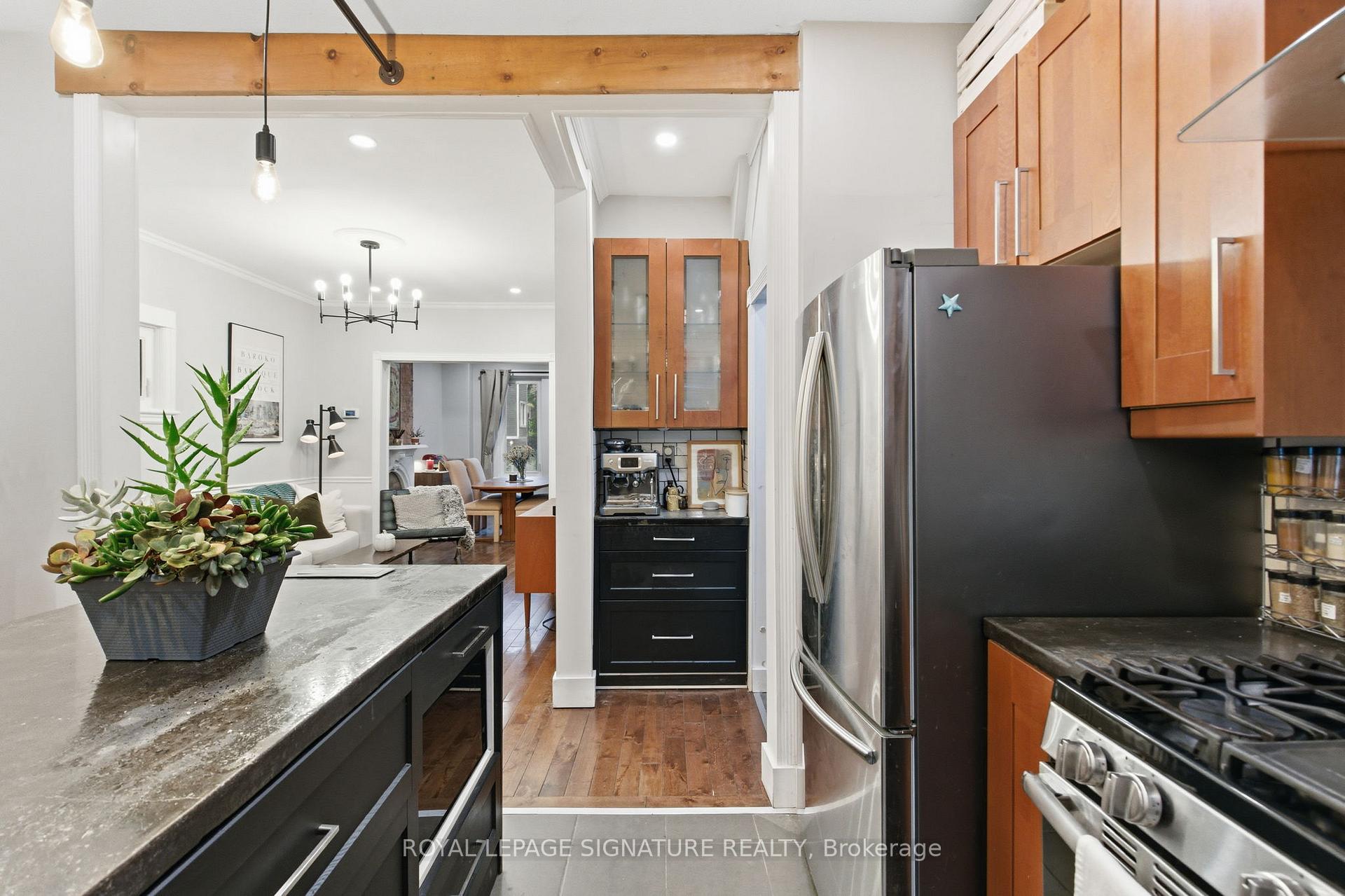 Photo 15 of 191 Burris Street, Hamilton, St. Clair — HOMEH