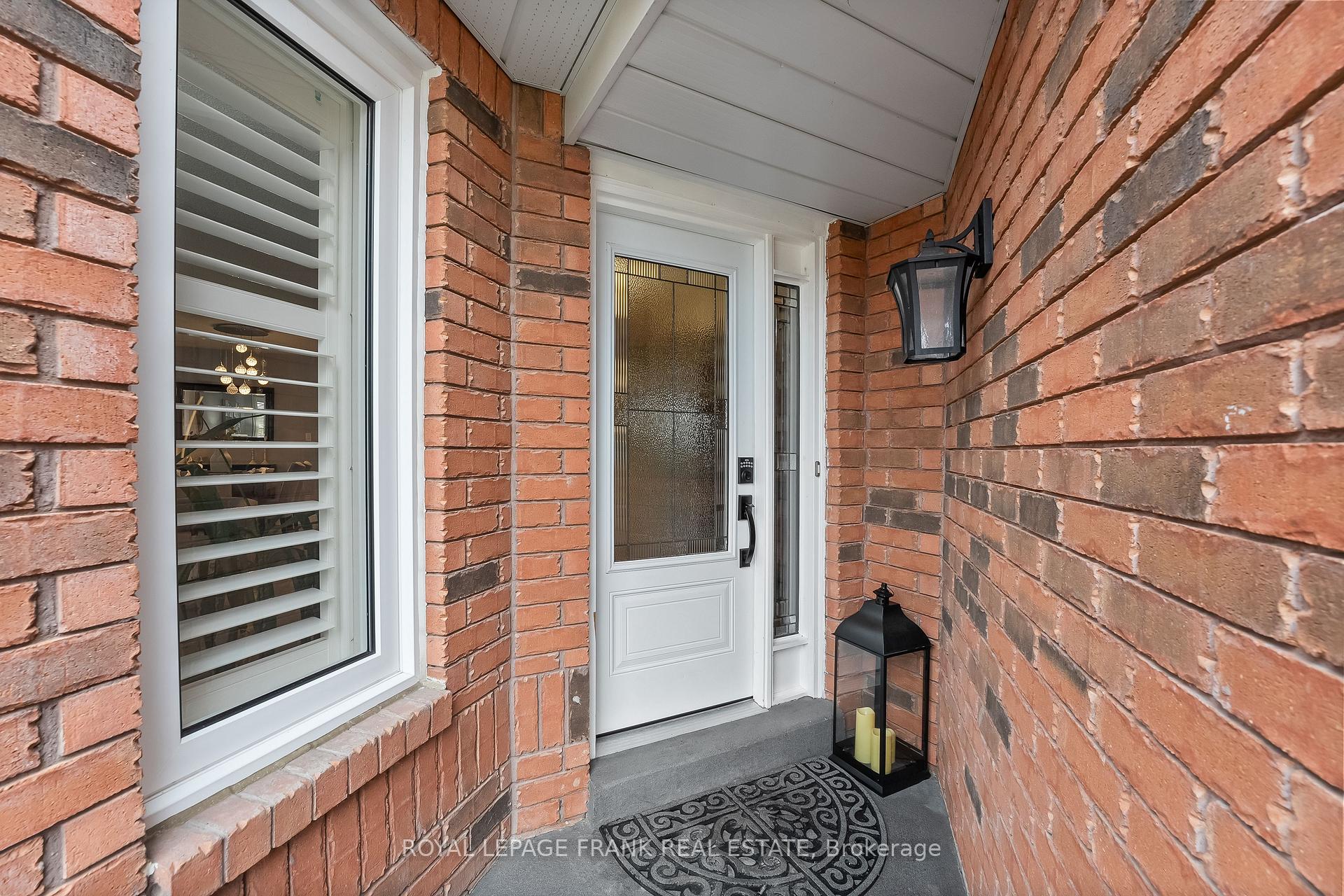 Photo 11 of 36 Kershaw Street, Clarington, Bowmanville — HOMEH