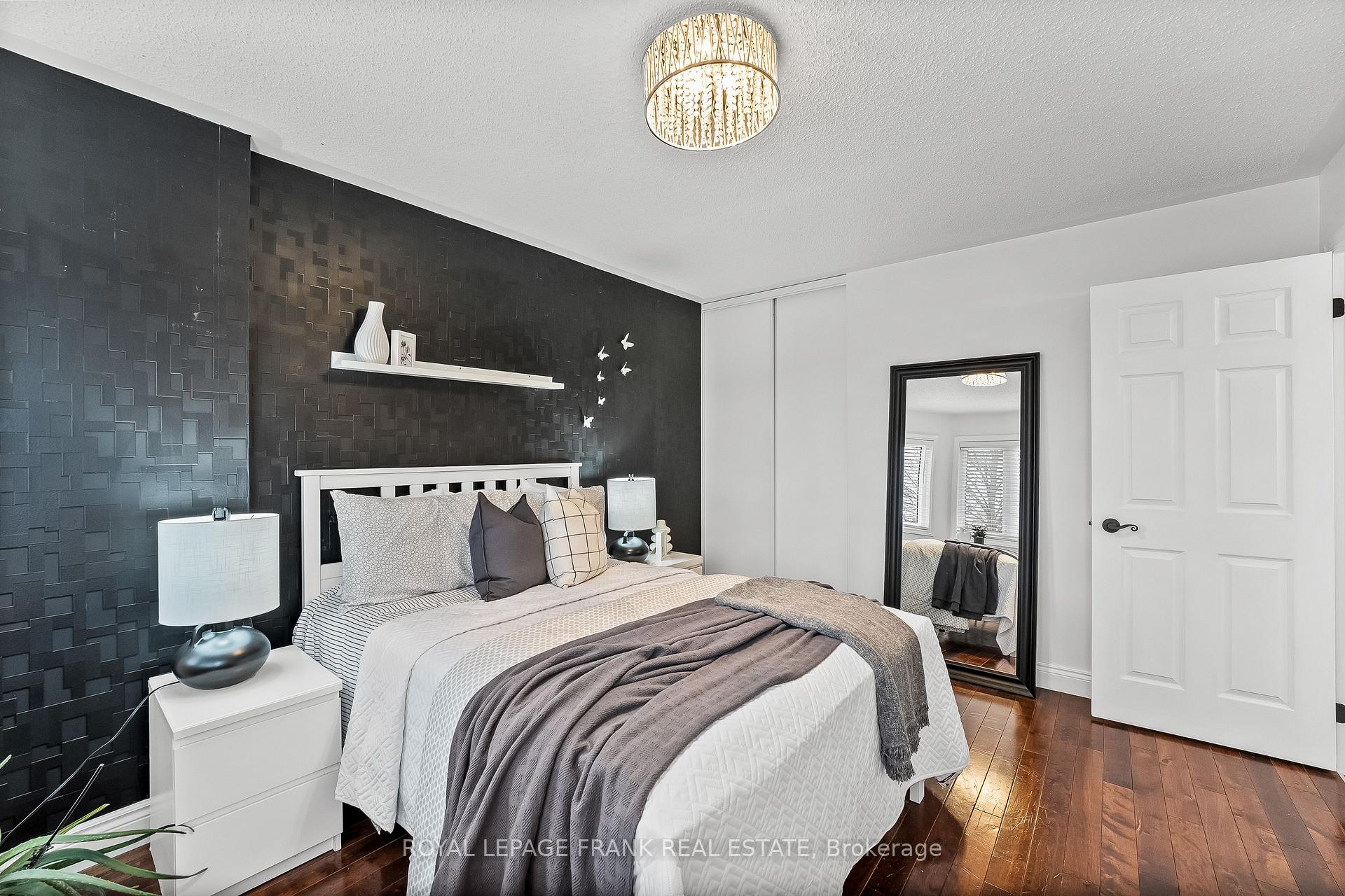 Photo 33 of 36 Kershaw Street, Clarington, Bowmanville — HOMEH
