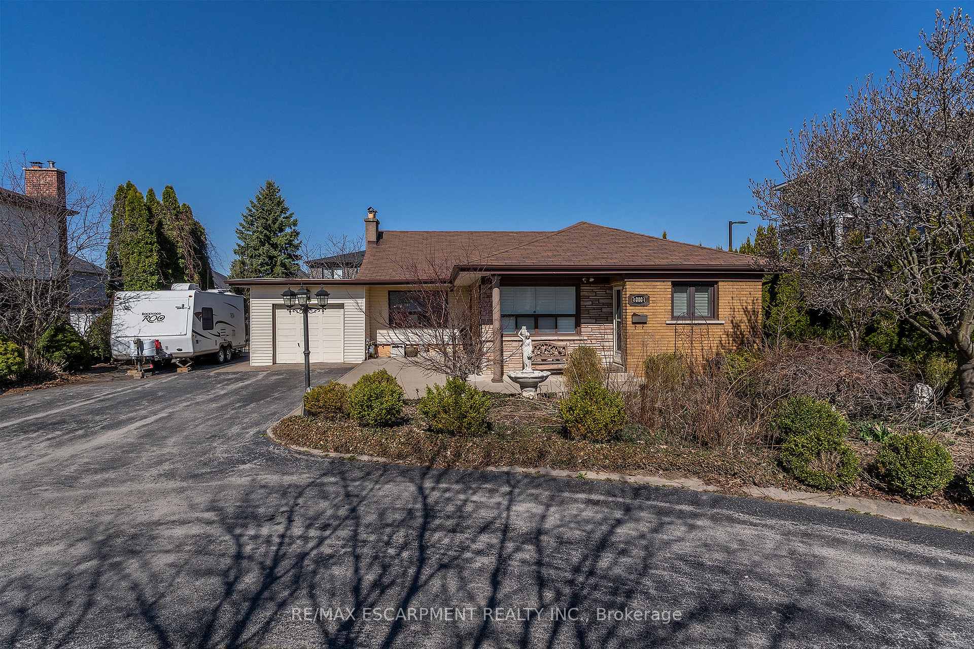 Photo 1 of 808 West 5TH Street, Hamilton, Gourley — HOMEH