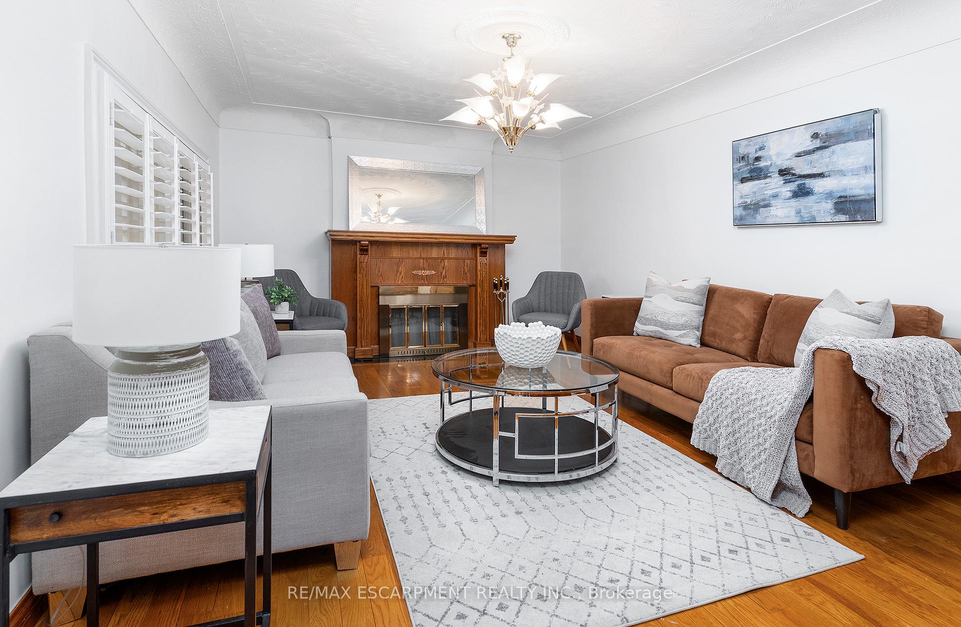 Photo 13 of 808 West 5TH Street, Hamilton, Gourley — HOMEH