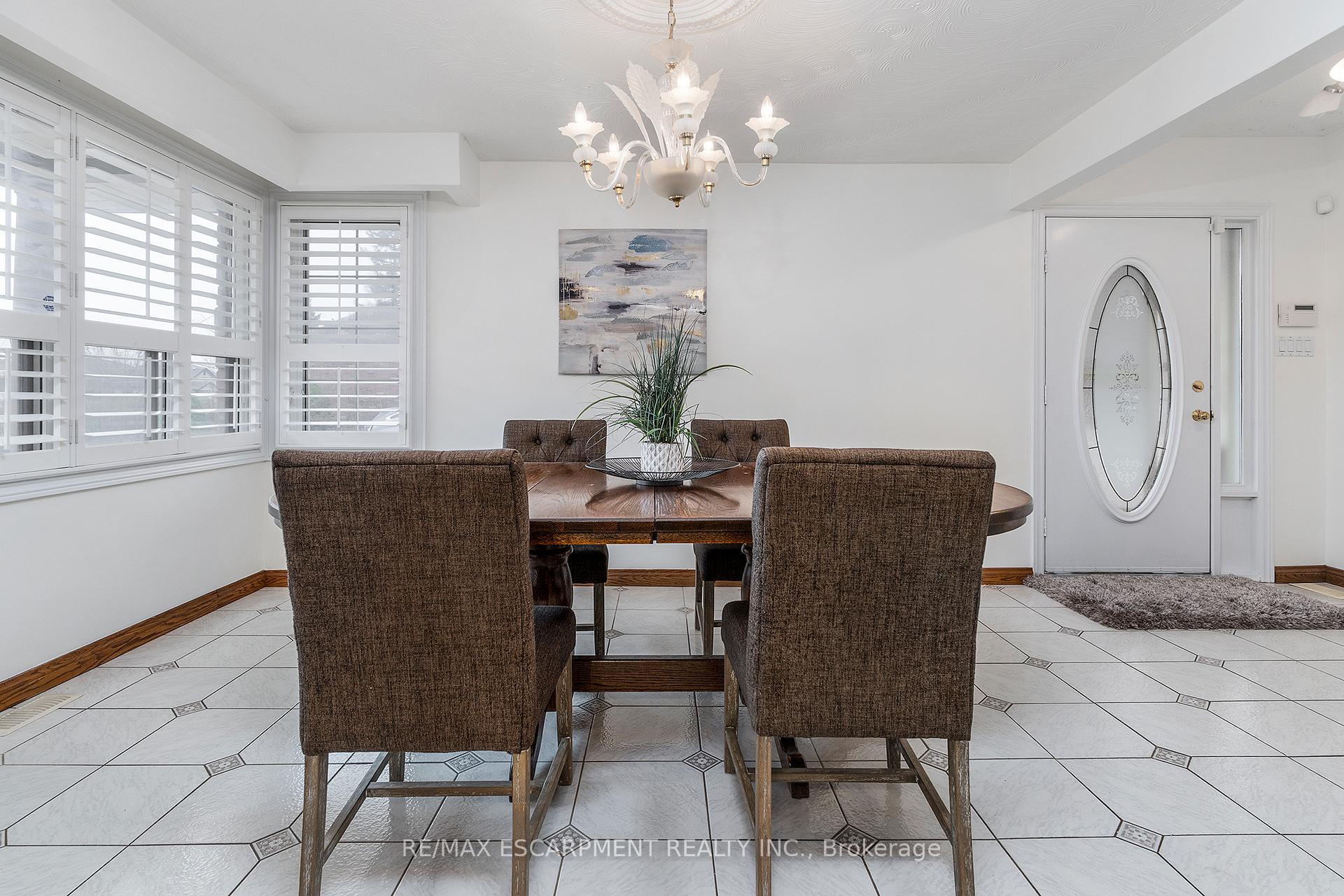 Photo 14 of 808 West 5TH Street, Hamilton, Gourley — HOMEH