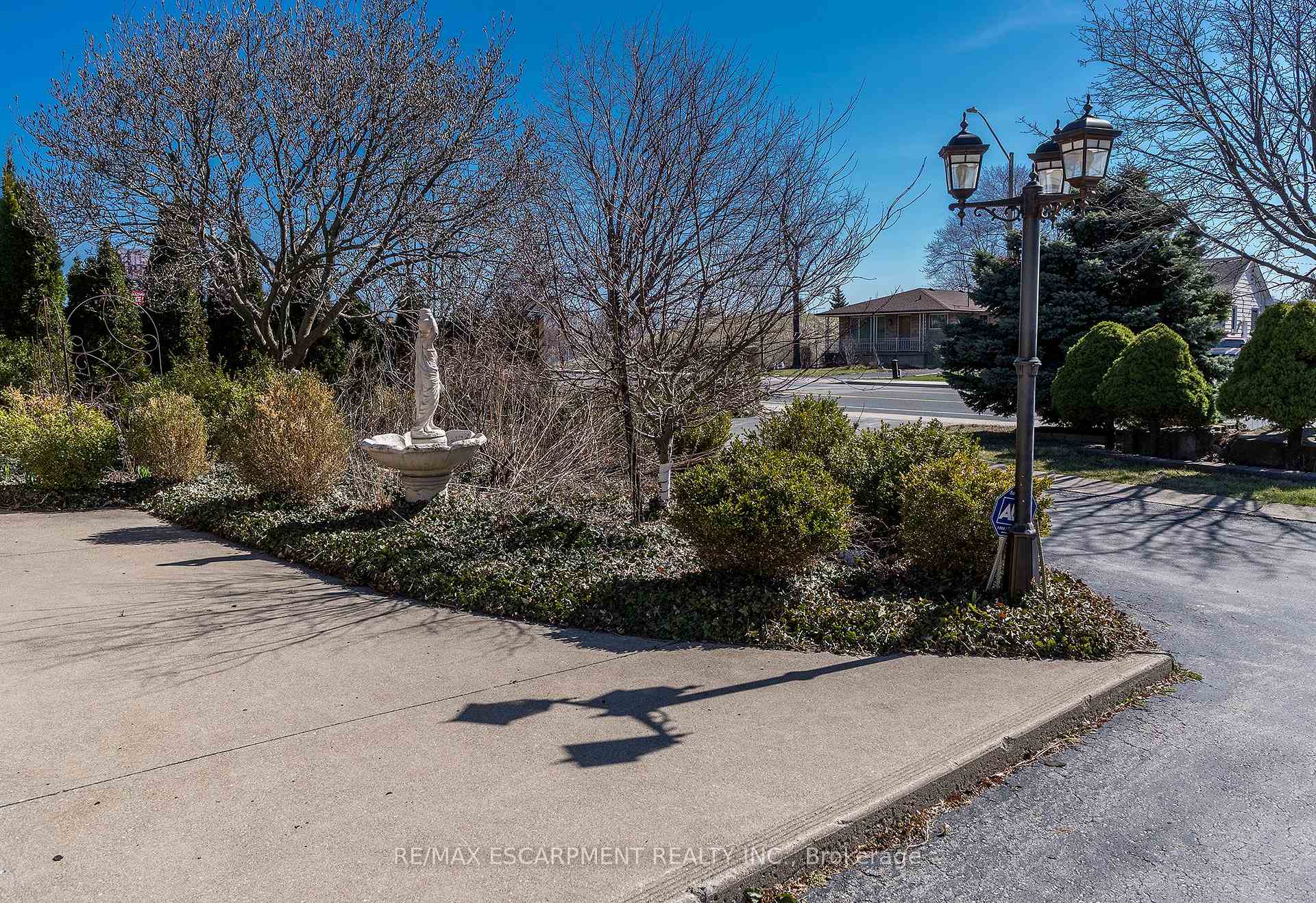Photo 31 of 808 West 5TH Street, Hamilton, Gourley — HOMEH