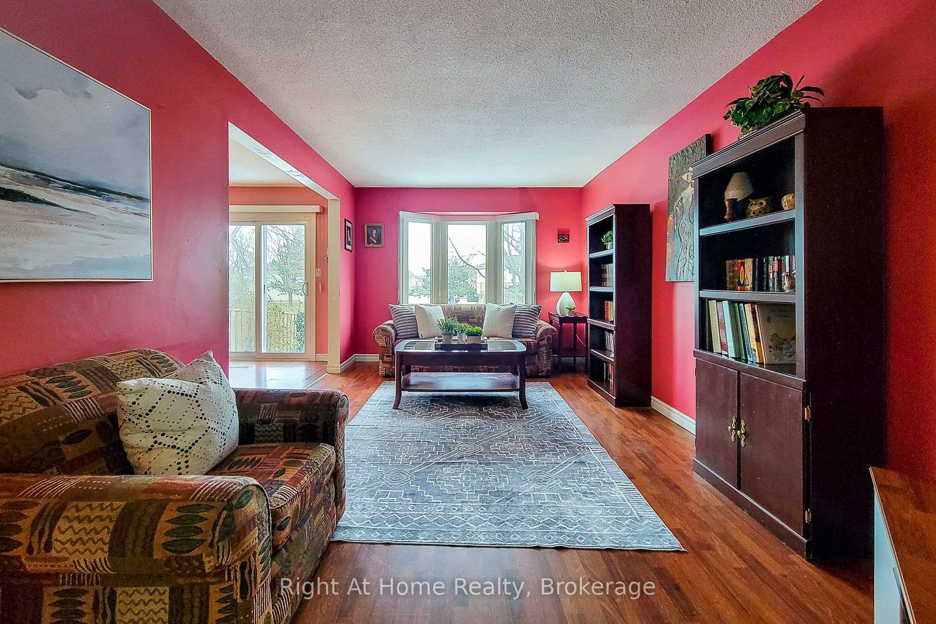 Photo 4 of Unit 4, 860 Rymal Road E, Hamilton, Broughton — HOMEH