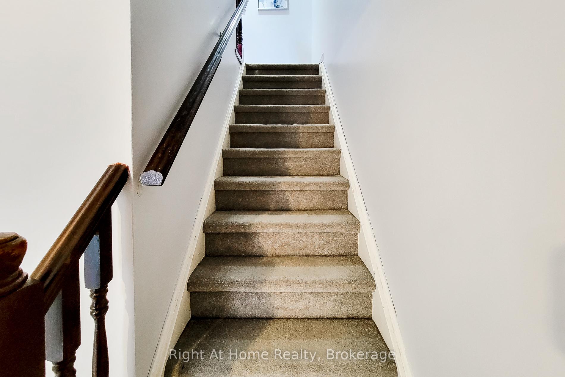 Photo 12 of Unit 4, 860 Rymal Road E, Hamilton, Broughton — HOMEH