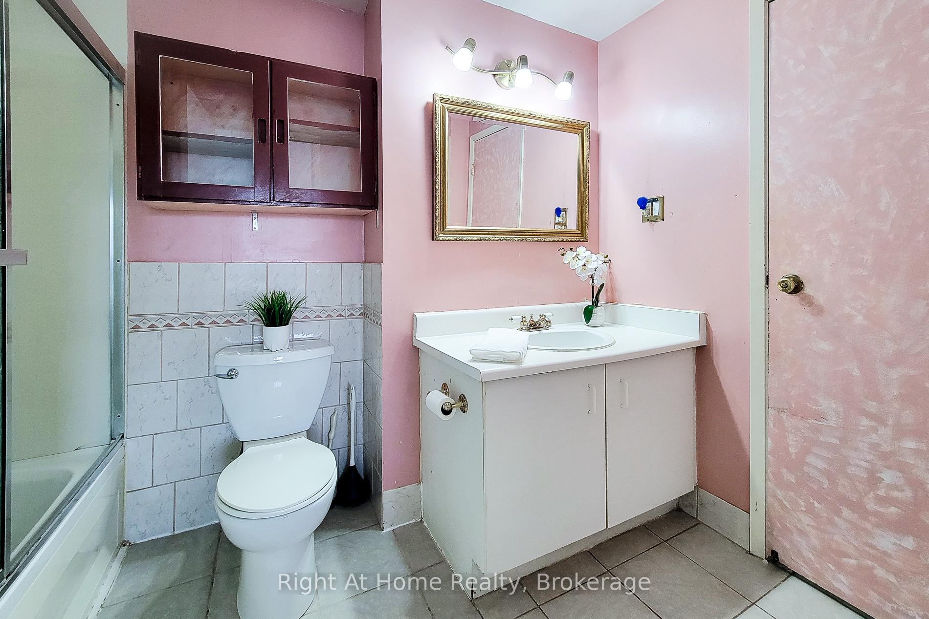 Photo 36 of Unit 4, 860 Rymal Road E, Hamilton, Broughton — HOMEH