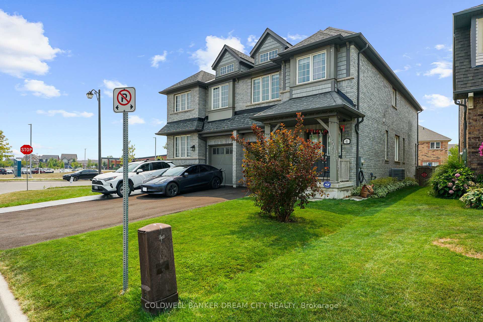 Front of 4 Autumn Arbour Road