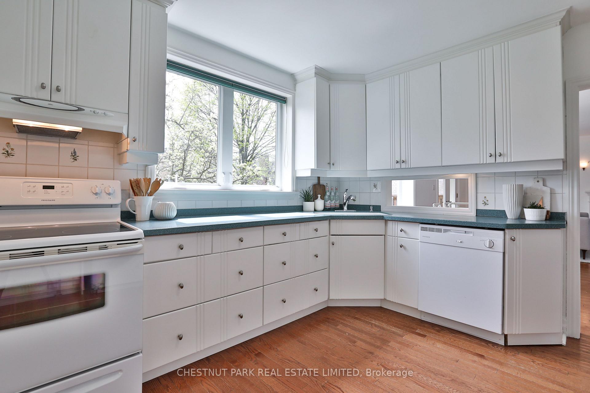 Photo 22 of 9 Noel Avenue, Toronto, Leaside — HOMEH