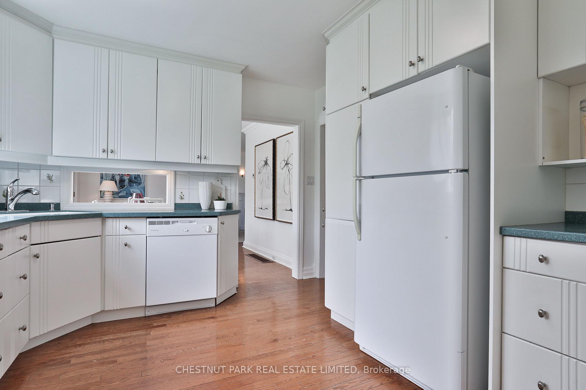 Photo 14 of 9 Noel Avenue, Toronto, Leaside — HOMEH