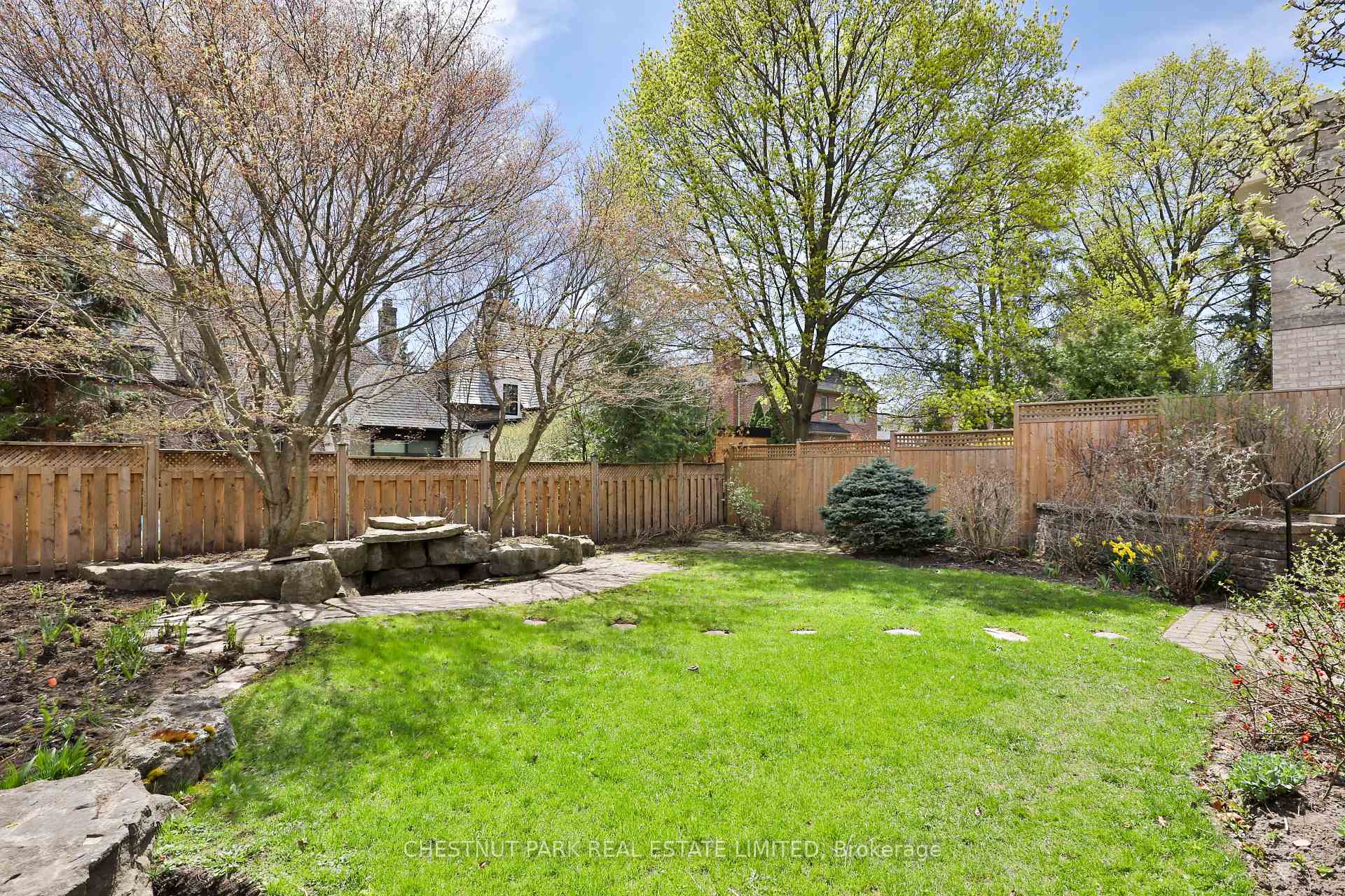 Photo 33 of 9 Noel Avenue, Toronto, Leaside — HOMEH