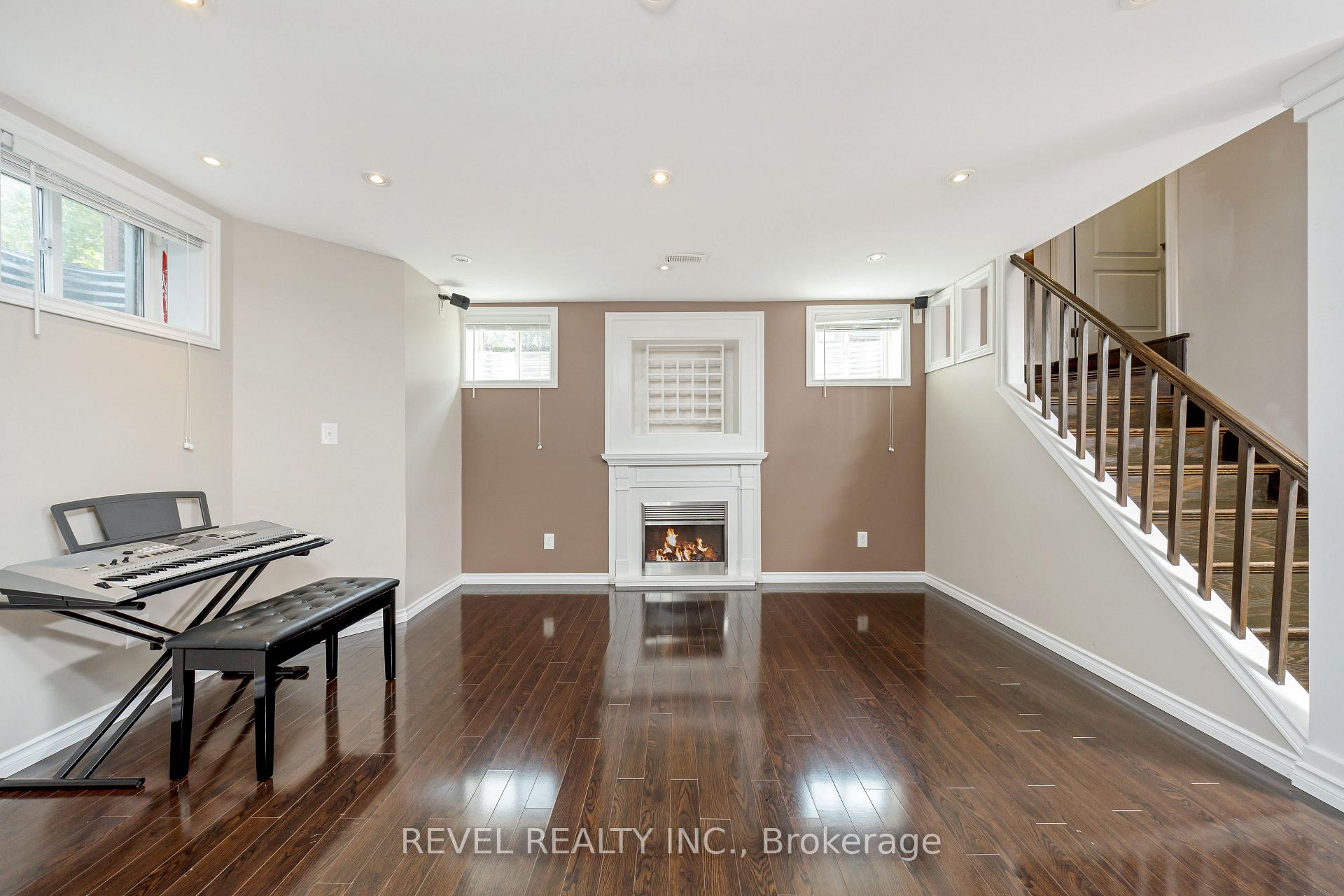 Photo 16 of 87 Horton Walk, Cambridge — HOMEH
