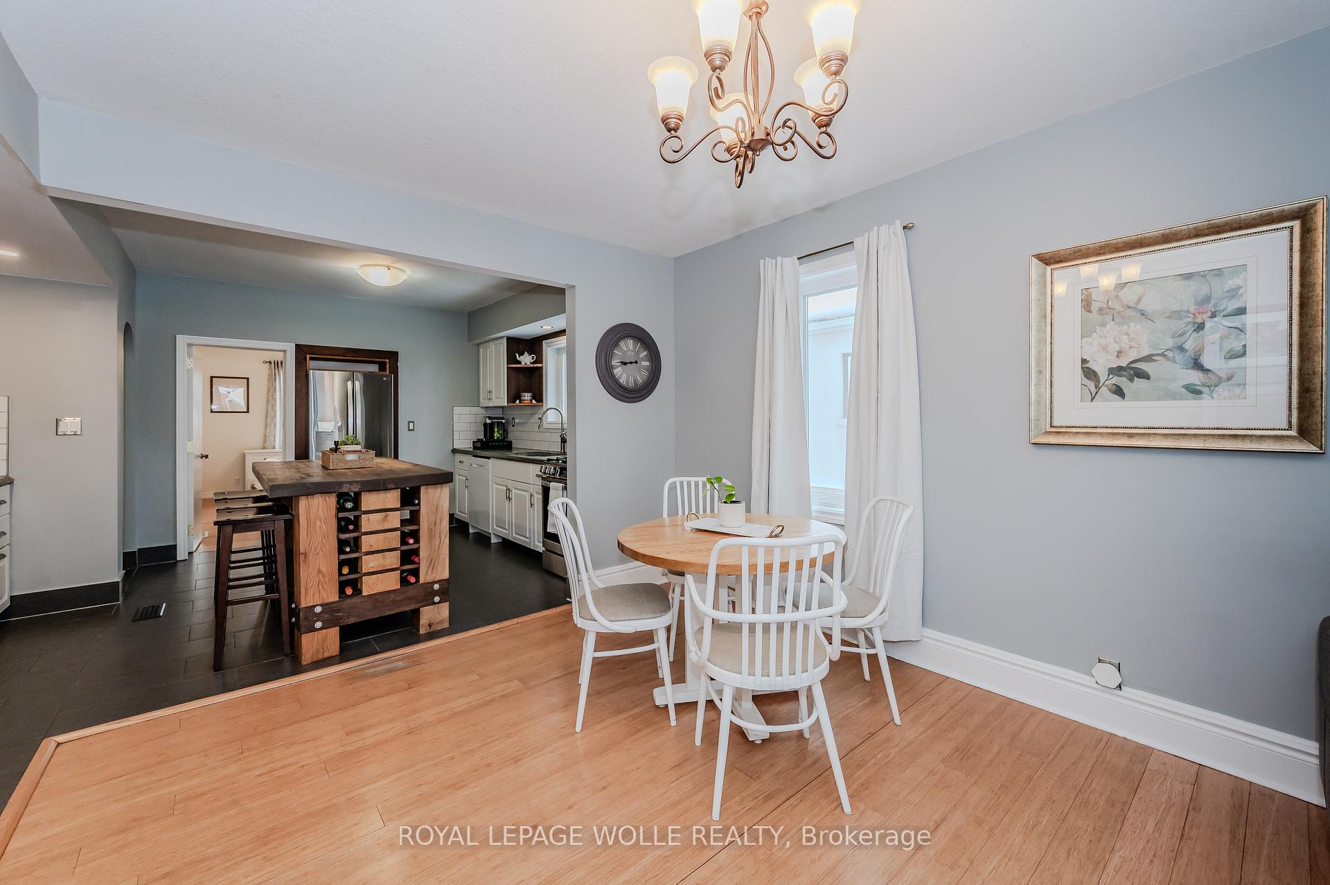 Photo 18 of 13 Grenville Avenue, Kitchener — HOMEH