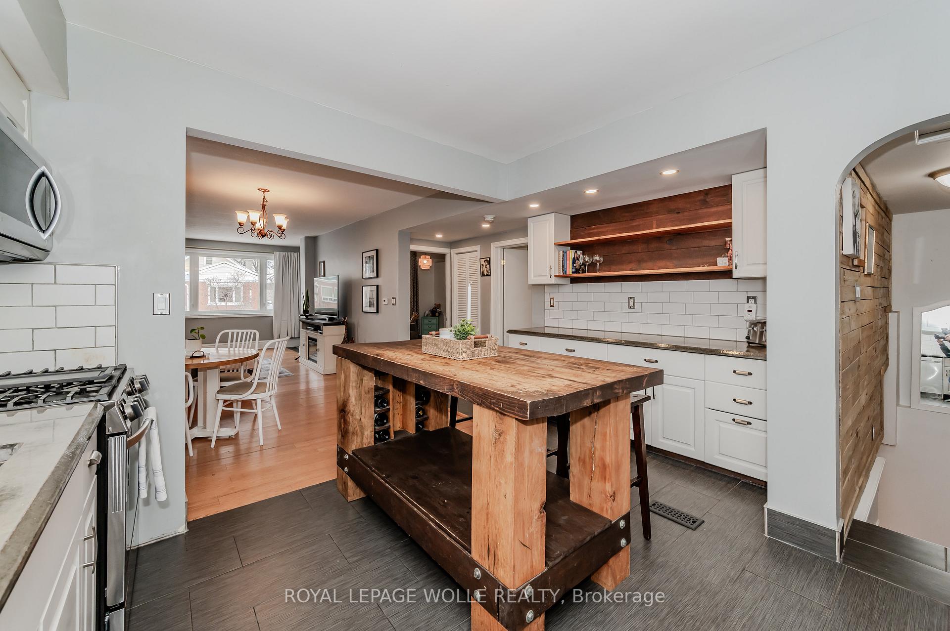 Photo 44 of 13 Grenville Avenue, Kitchener — HOMEH