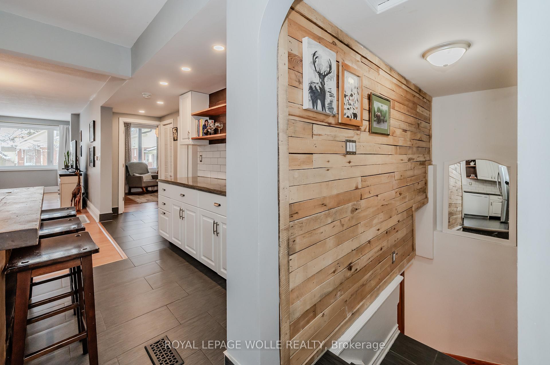 Photo 27 of 13 Grenville Avenue, Kitchener — HOMEH