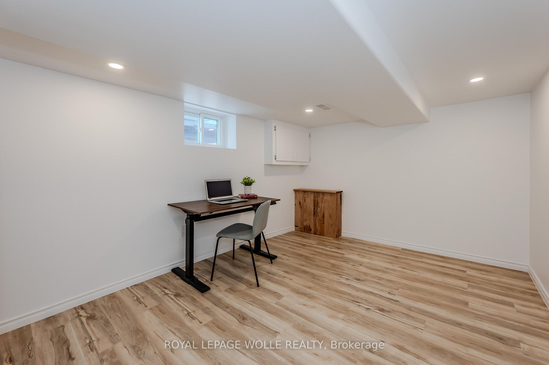 Photo 12 of 13 Grenville Avenue, Kitchener — HOMEH