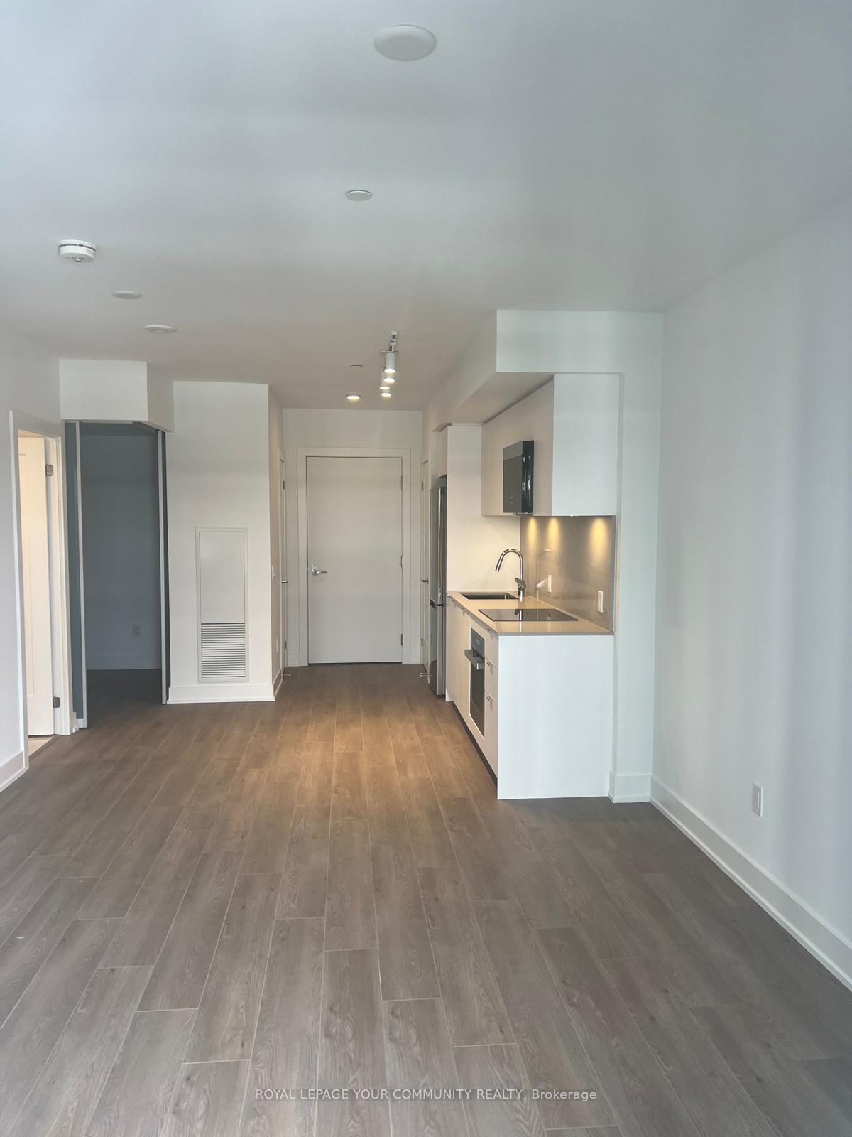 Photo 10 of Unit 1106, 8 Cedarland Drive, Markham, Unionville — HOMEH