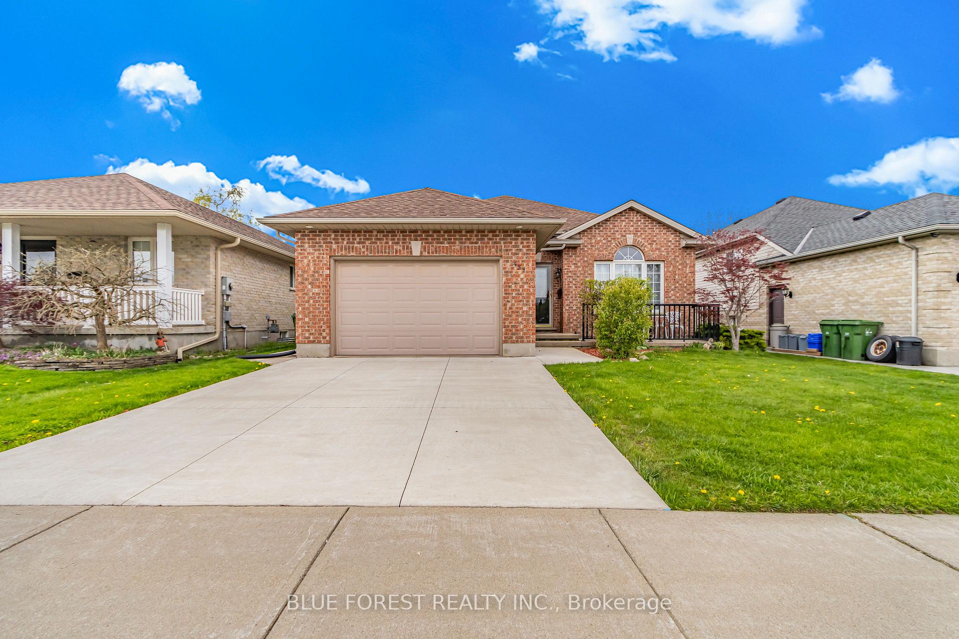 Photo 1 of 451 Highview Drive, St. Thomas — HOMEH