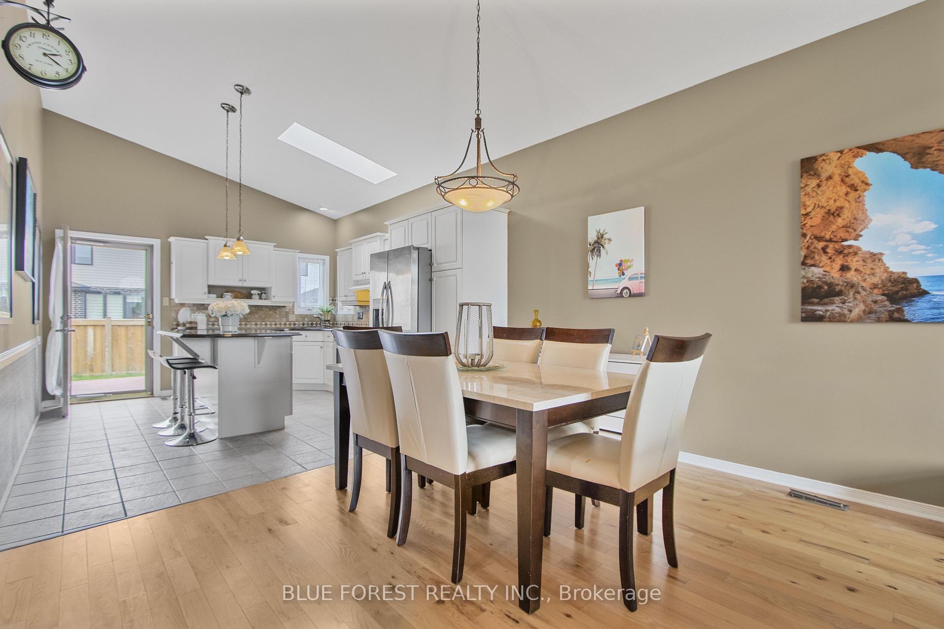 Photo 20 of 451 Highview Drive, St. Thomas — HOMEH