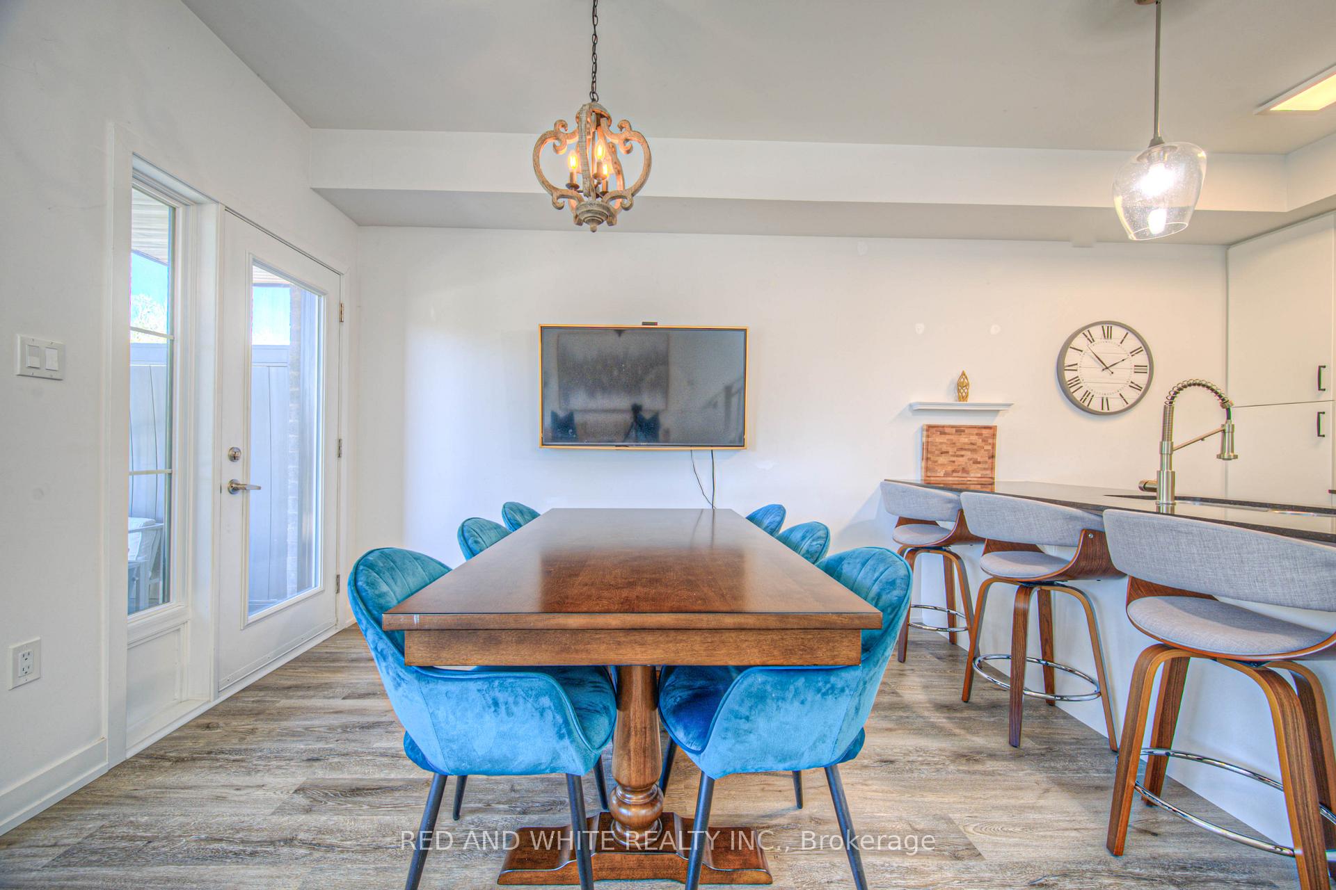 Photo 3 of Unit 17, 350 River Road, Cambridge — HOMEH