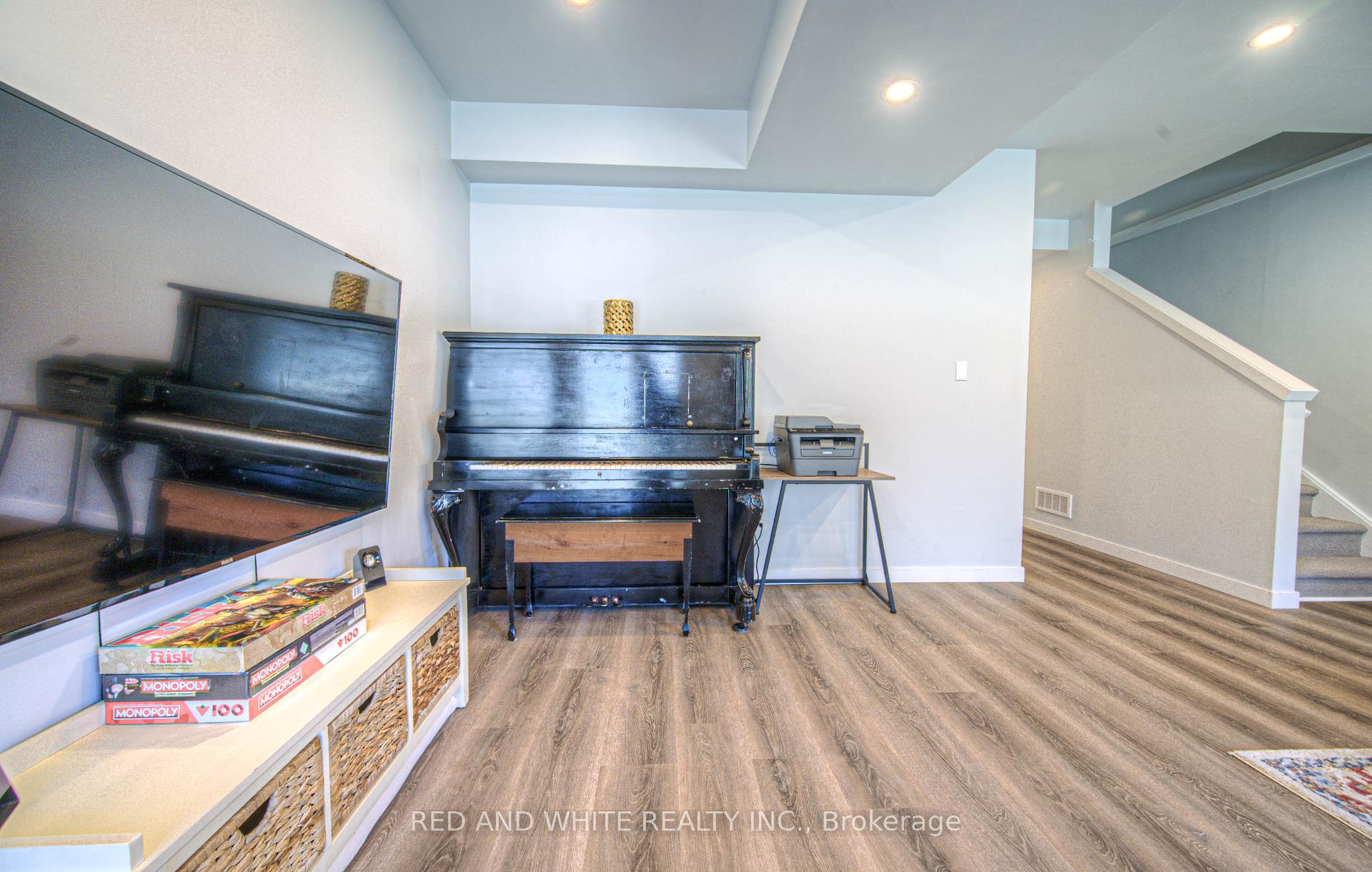 Photo 31 of Unit 17, 350 River Road, Cambridge — HOMEH