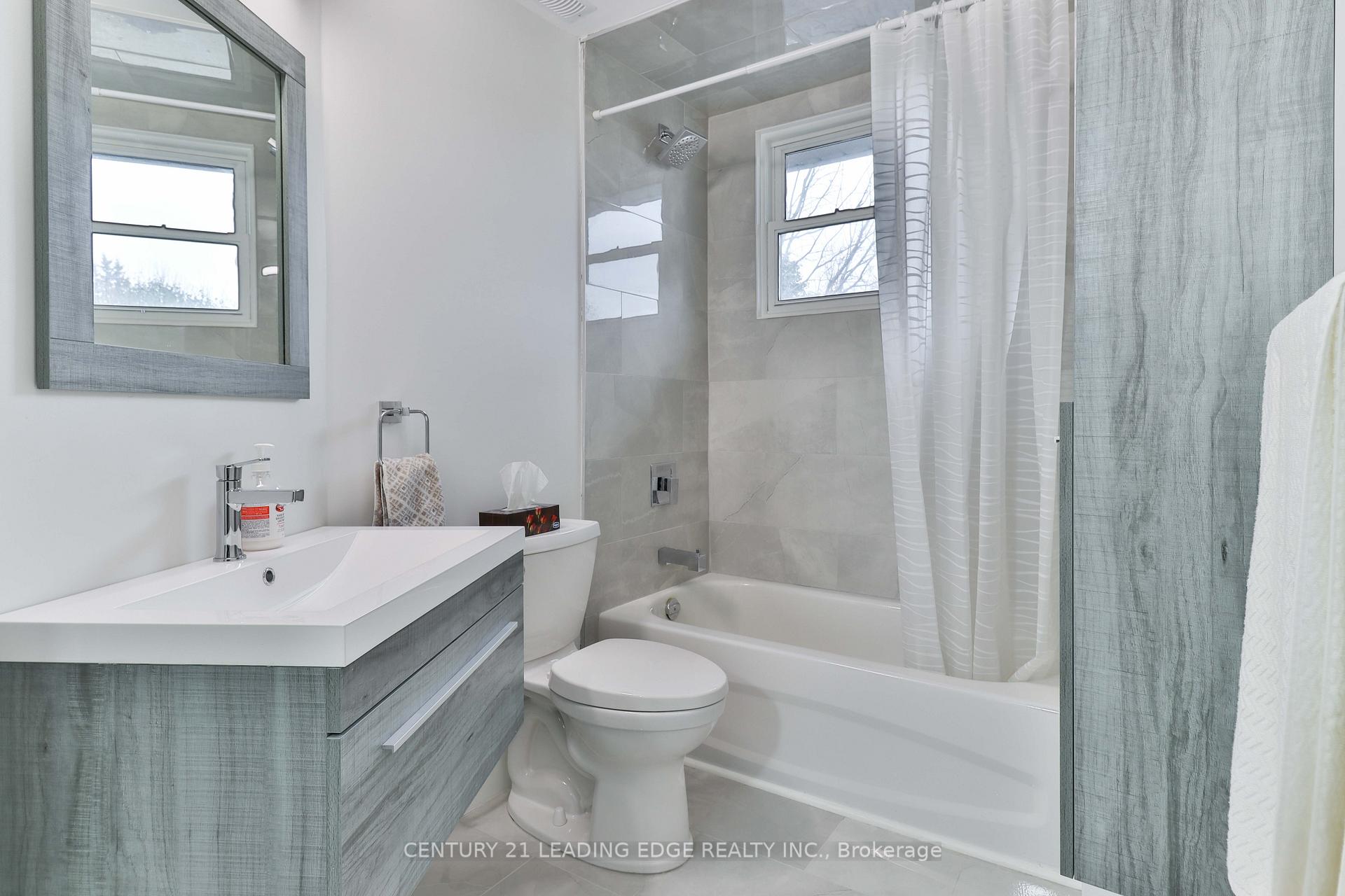 Photo 12 of 487 Eagle Street, Newmarket, Central Newmarket — HOMEH