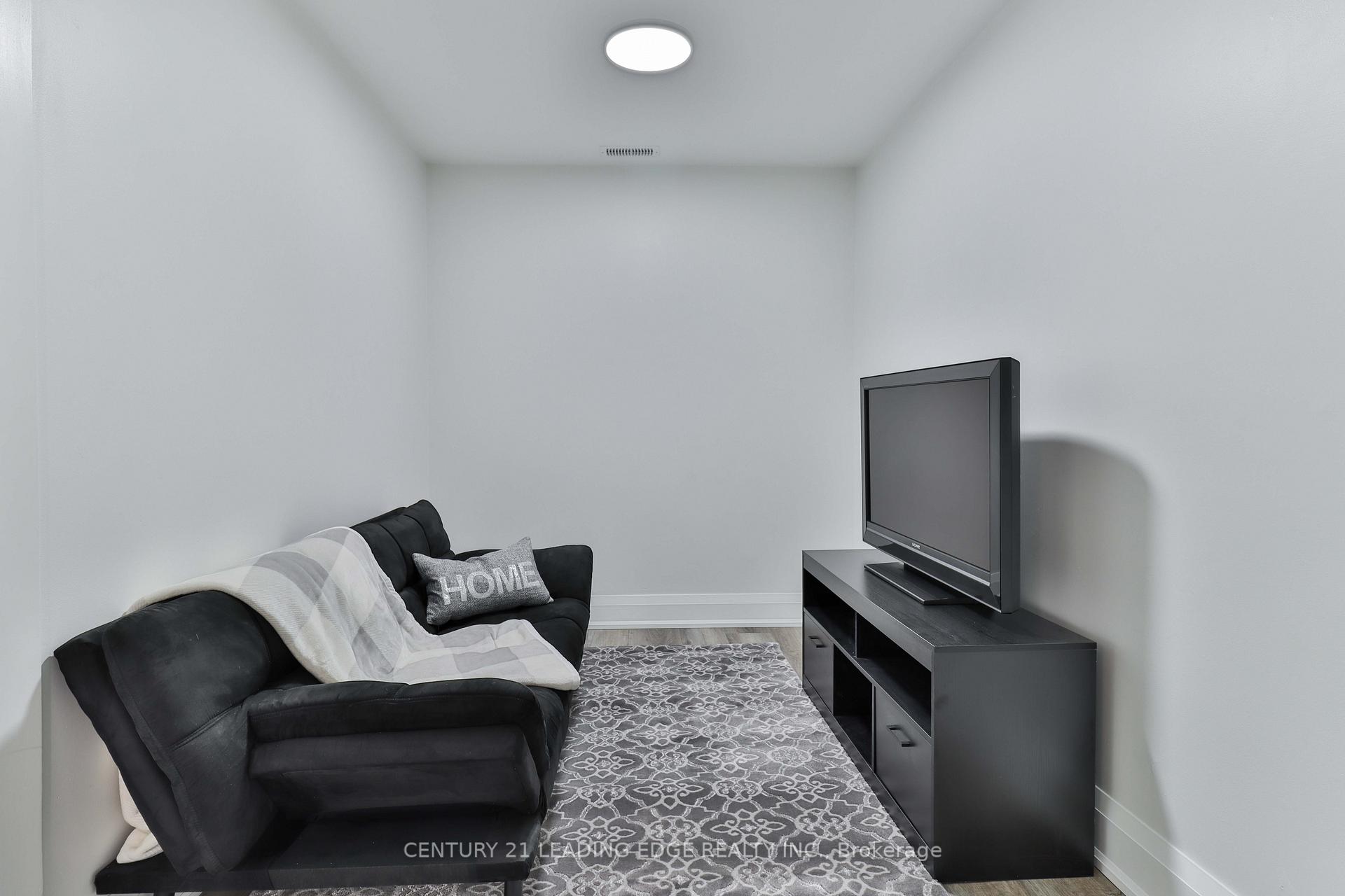 Photo 13 of 487 Eagle Street, Newmarket, Central Newmarket — HOMEH