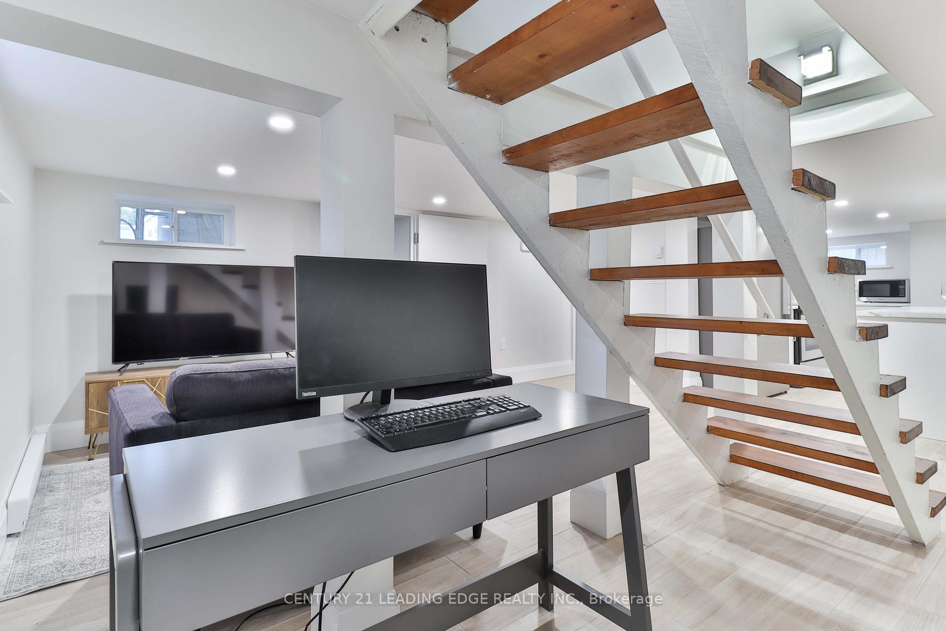 Photo 24 of 487 Eagle Street, Newmarket, Central Newmarket — HOMEH