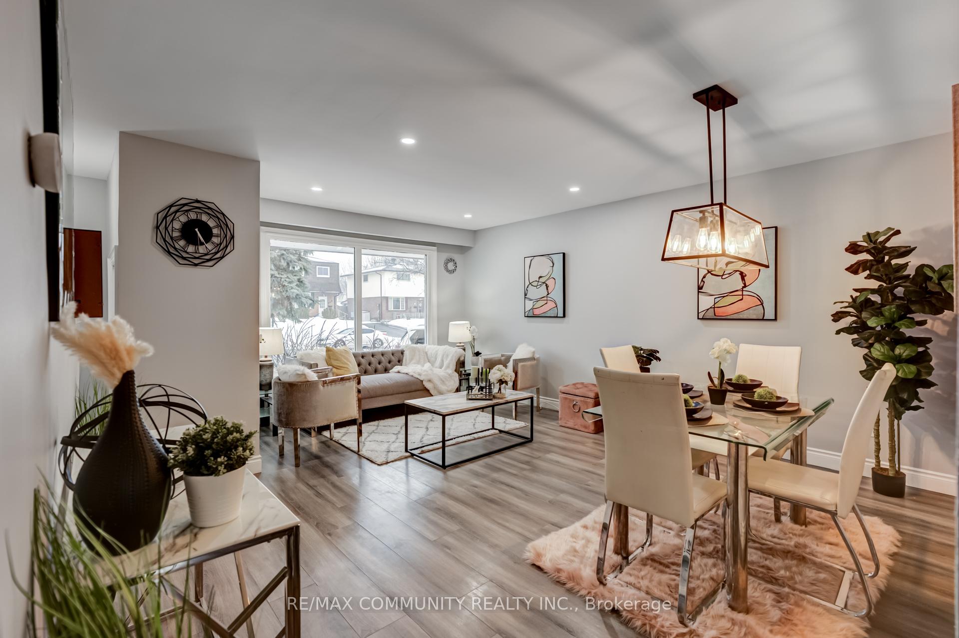 Photo 5 of 409 Maplewood Drive, Oshawa, O'Neill — HOMEH