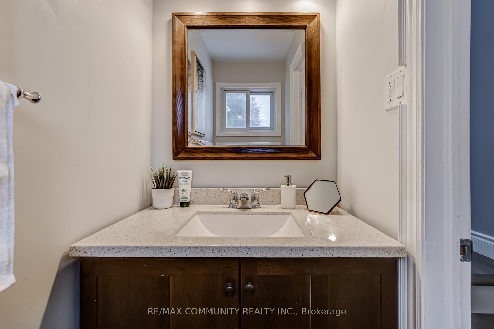 Photo 7 of 409 Maplewood Drive, Oshawa, O'Neill — HOMEH