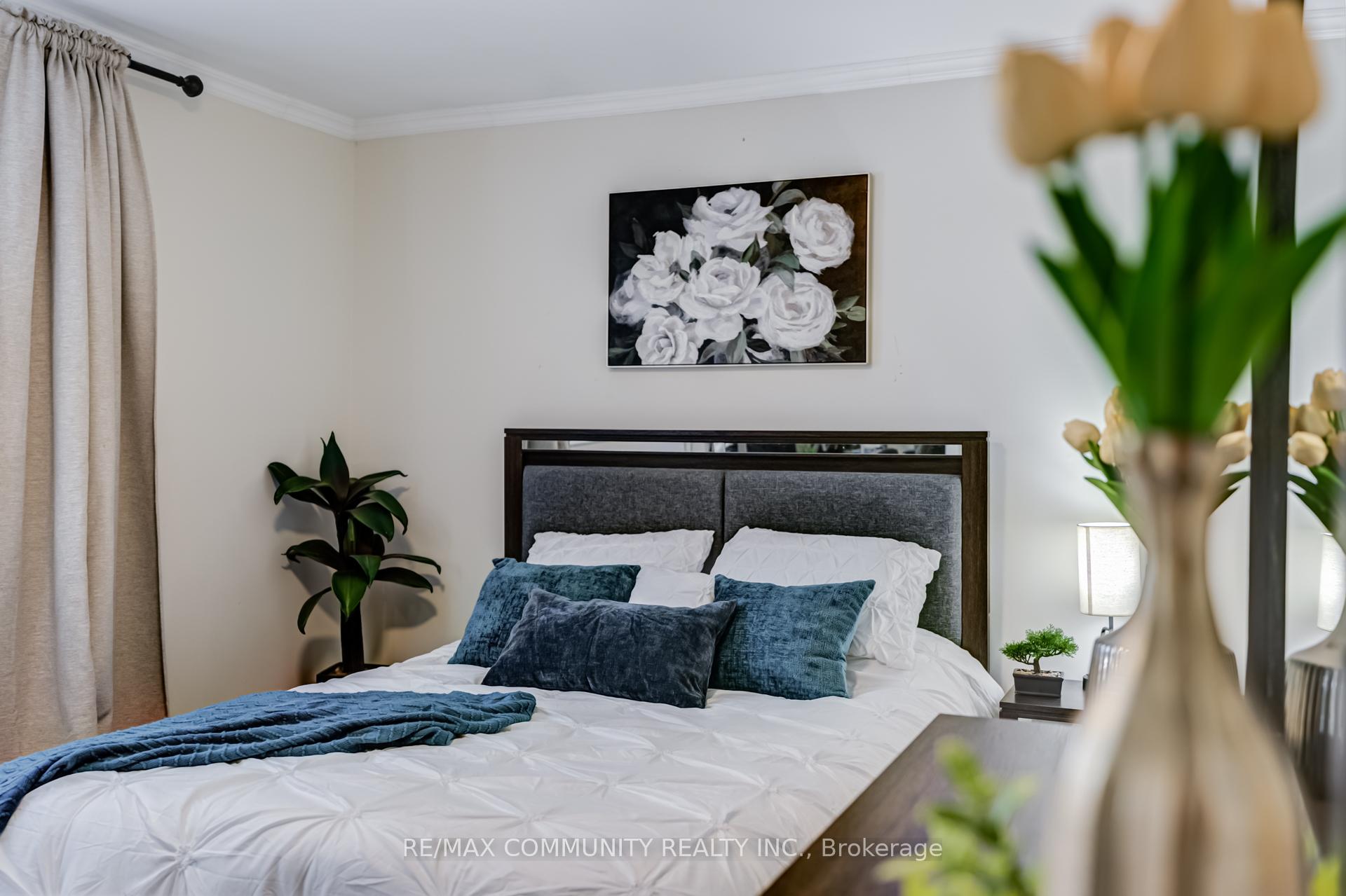 Photo 16 of 409 Maplewood Drive, Oshawa, O'Neill — HOMEH