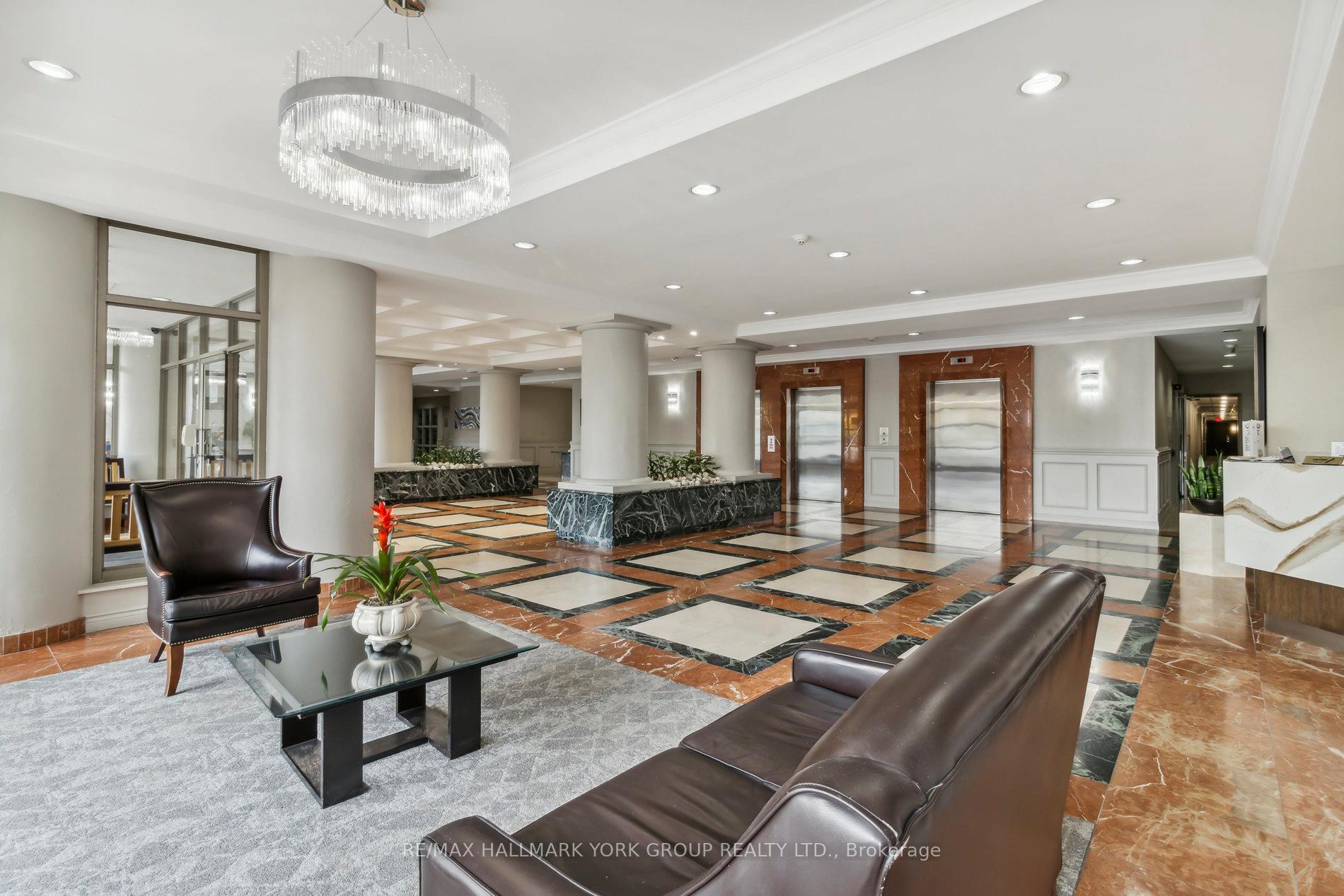 Photo 5 of Unit 1212, 11 Townsgate Drive, Vaughan, Crestwood-Springfarm-Yorkhill — HOMEH