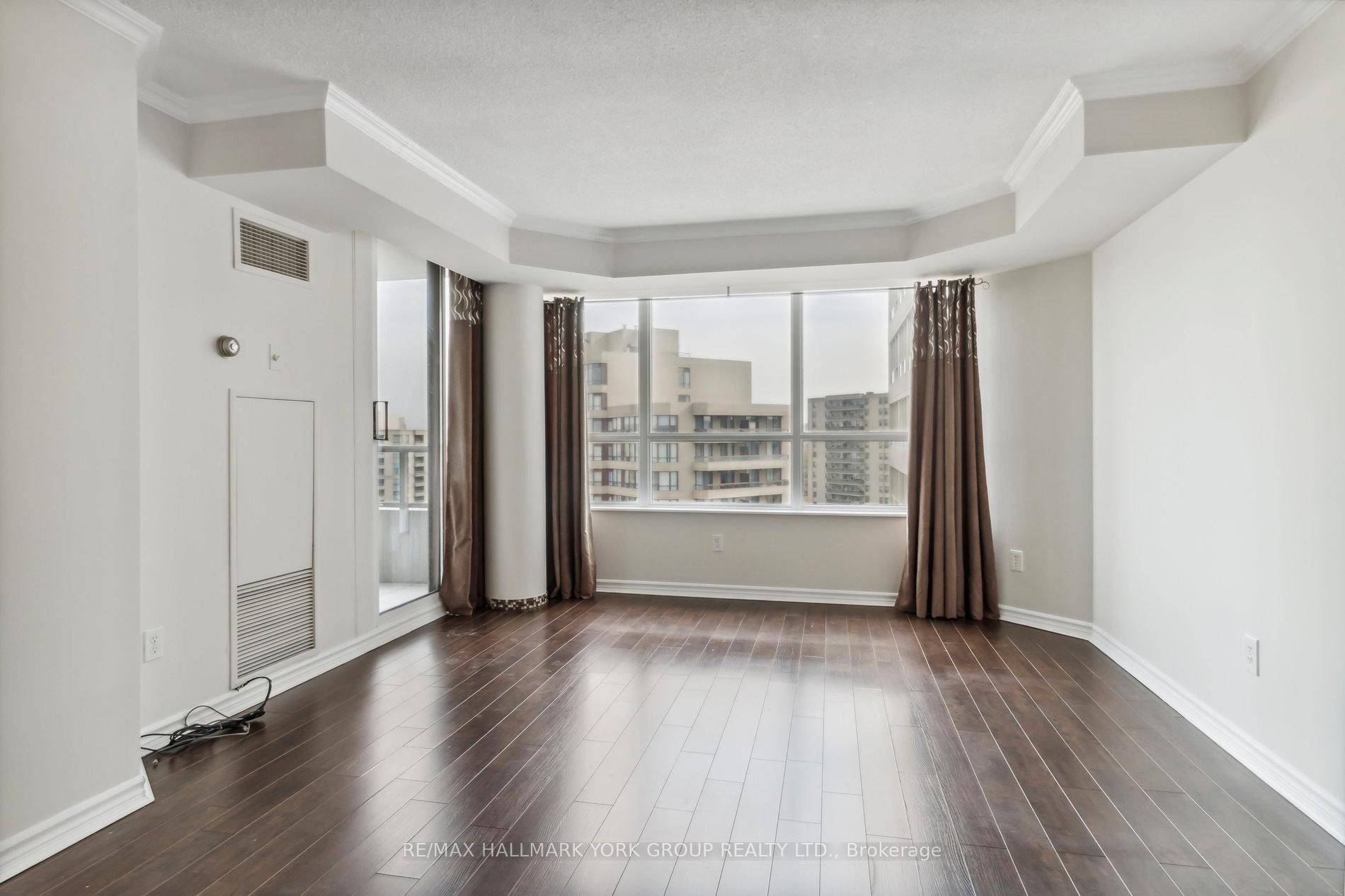 Photo 9 of Unit 1212, 11 Townsgate Drive, Vaughan, Crestwood-Springfarm-Yorkhill — HOMEH