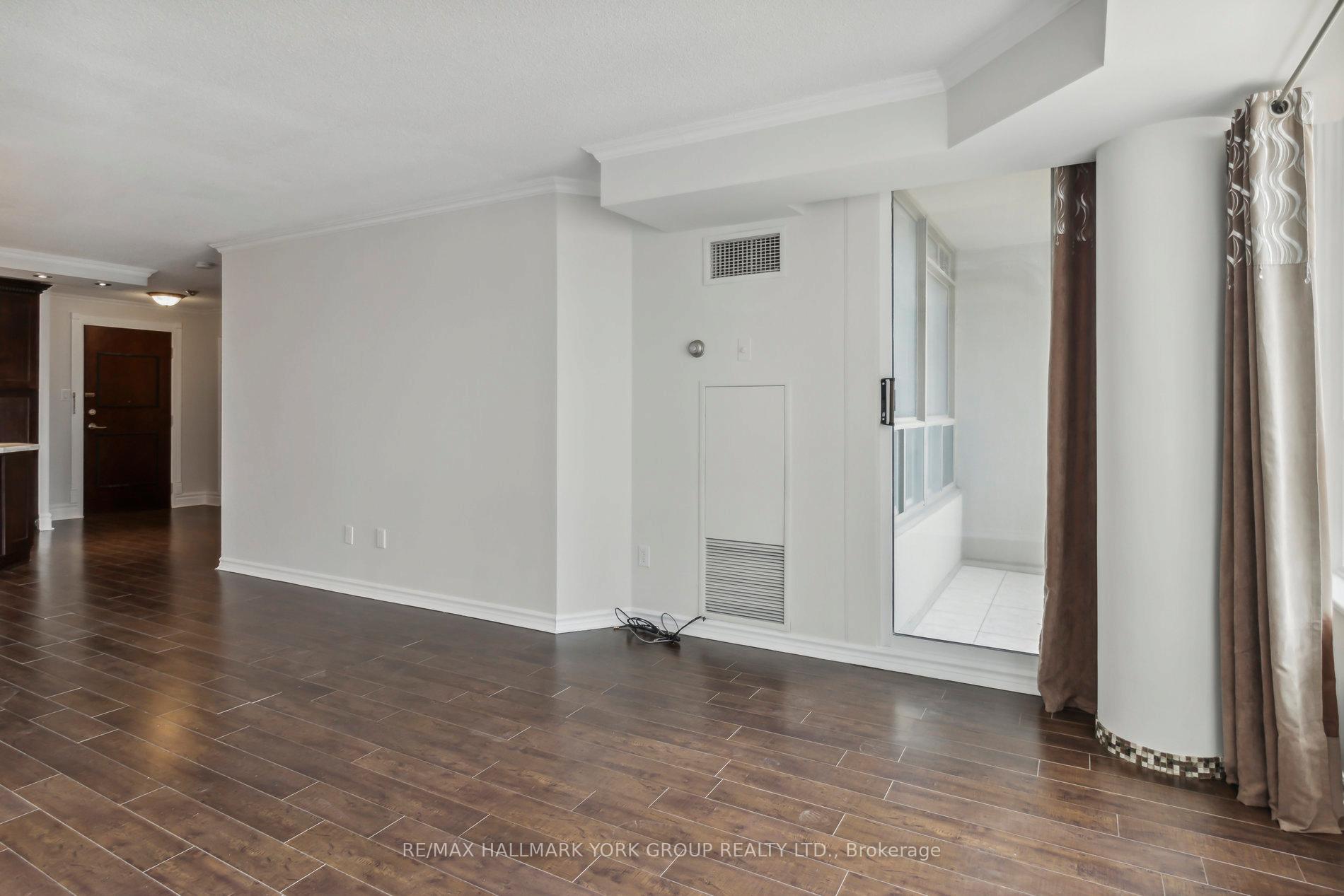 Photo 4 of Unit 1212, 11 Townsgate Drive, Vaughan, Crestwood-Springfarm-Yorkhill — HOMEH