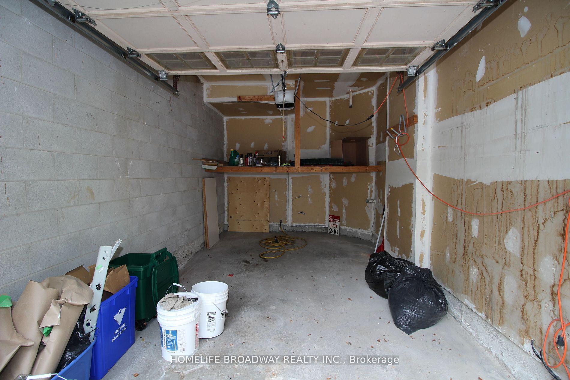 Photo 18 of 26 Ochalski Road, Aurora, Bayview Wellington — HOMEH