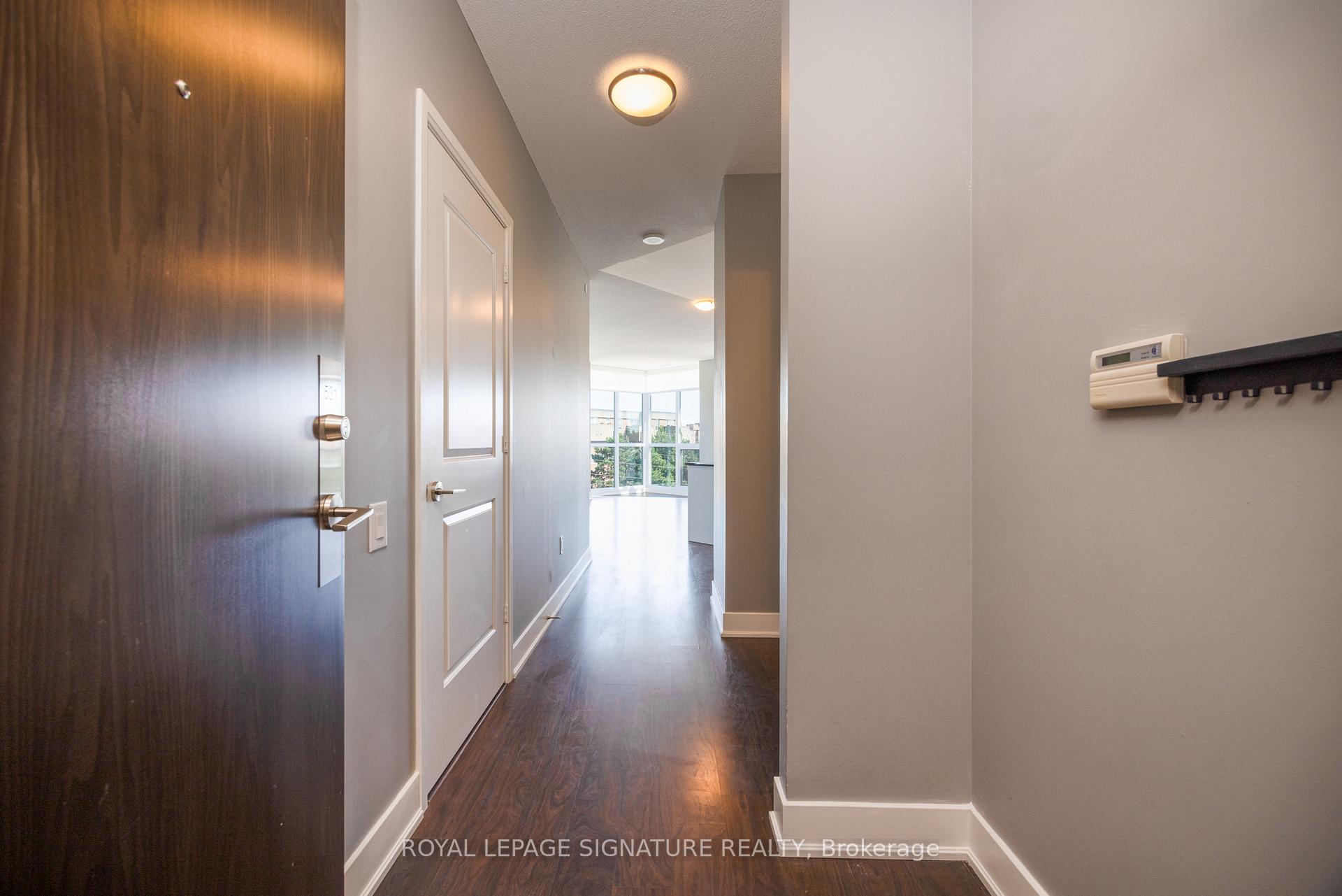 Photo 4 of Unit 531, 7608 Yonge Street, Vaughan, Crestwood-Springfarm-Yorkhill — HOMEH