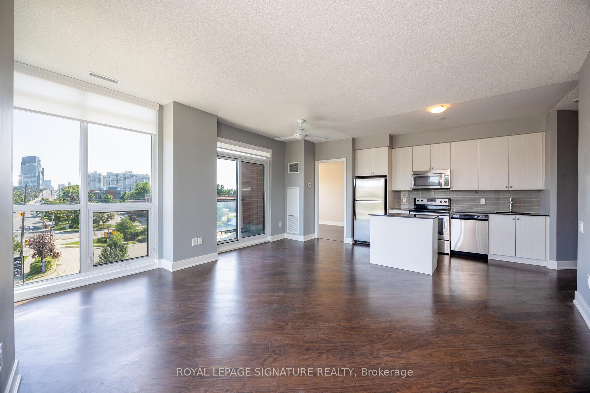 Photo 7 of Unit 531, 7608 Yonge Street, Vaughan, Crestwood-Springfarm-Yorkhill — HOMEH