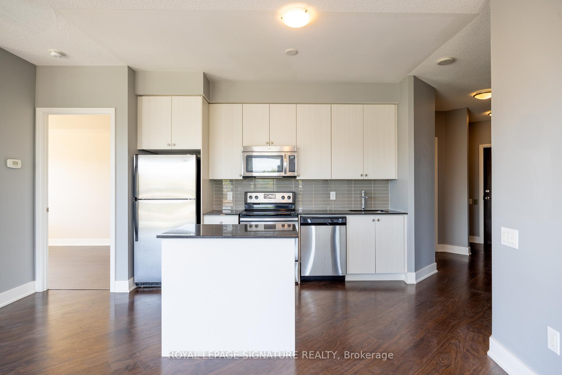 Photo 17 of Unit 531, 7608 Yonge Street, Vaughan, Crestwood-Springfarm-Yorkhill — HOMEH