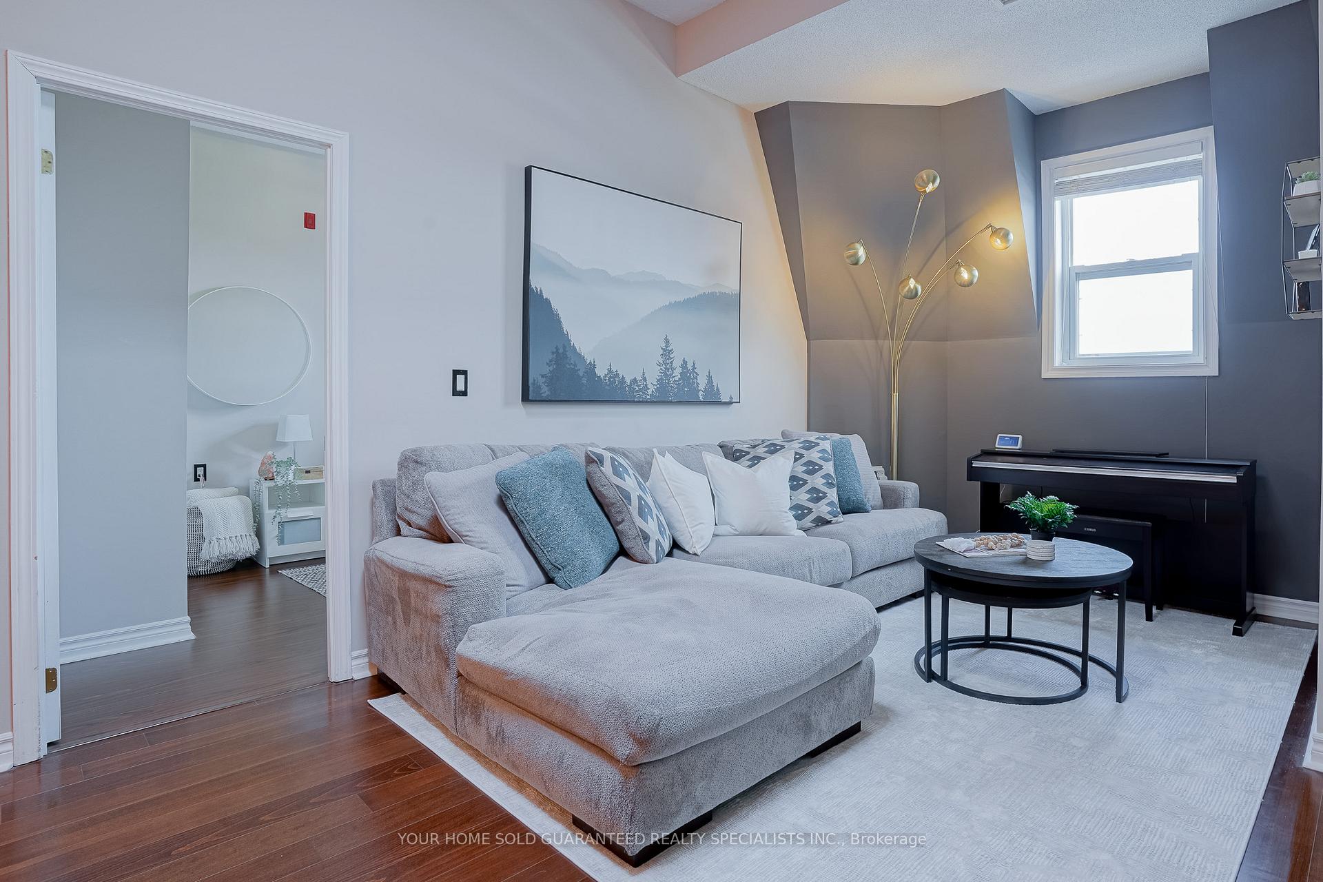 Photo 18 of Unit 511, 15450 Yonge Street, Aurora, Aurora Heights — HOMEH