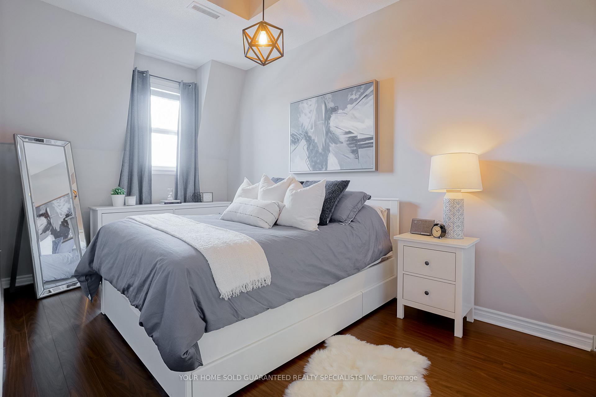 Photo 13 of Unit 511, 15450 Yonge Street, Aurora, Aurora Heights — HOMEH